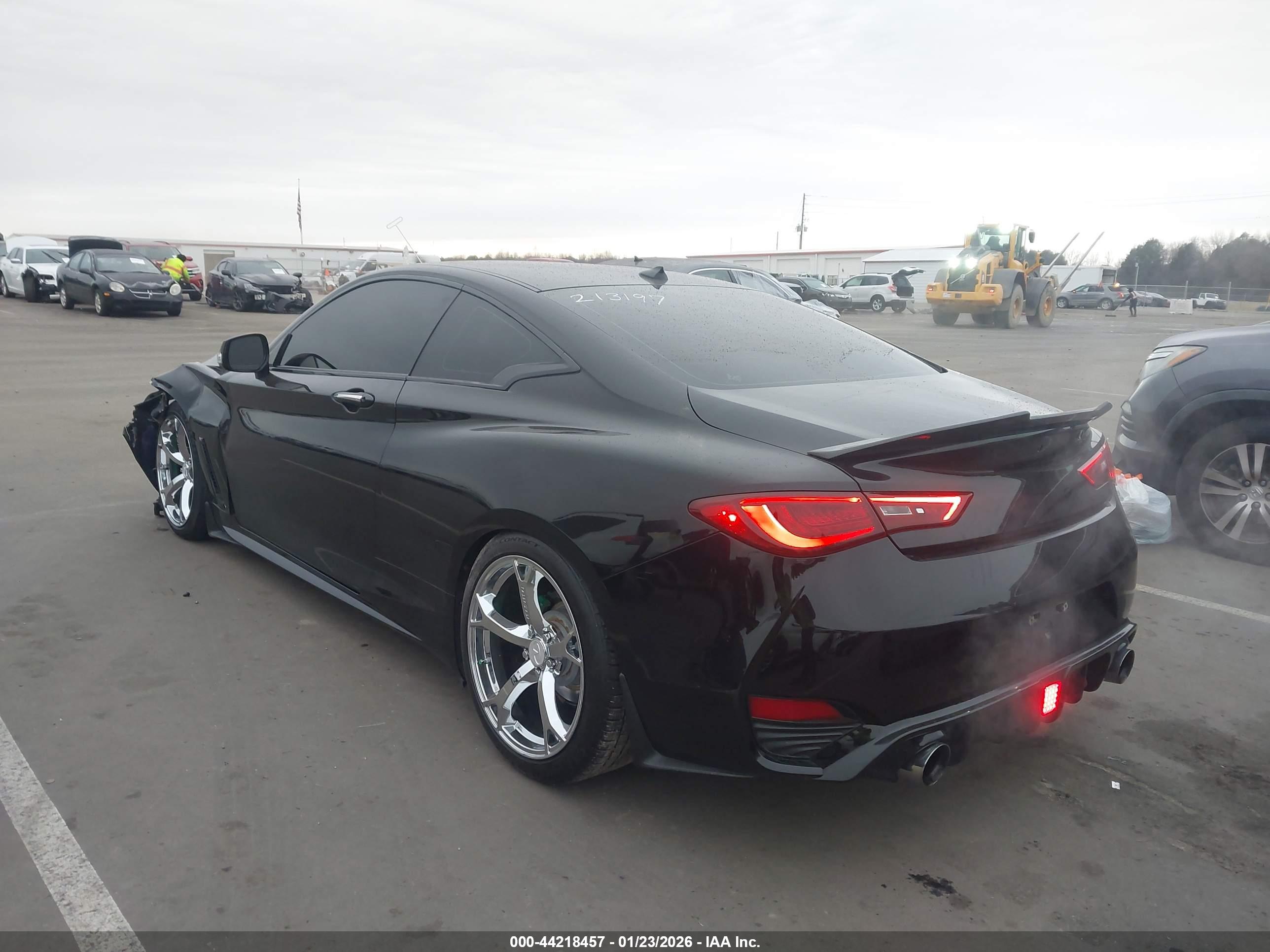 INFINITI Q60 image 3