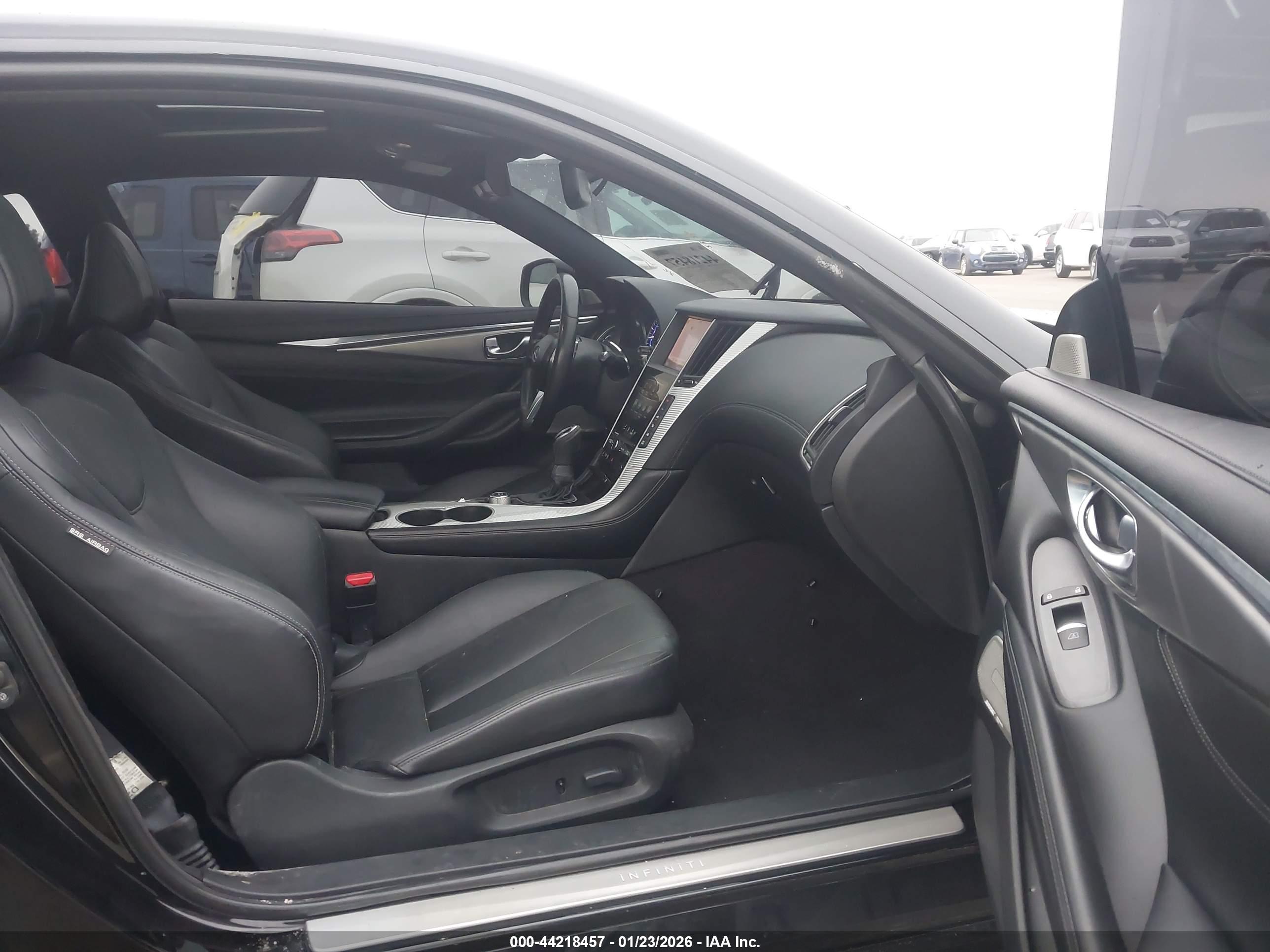 INFINITI Q60 image 5