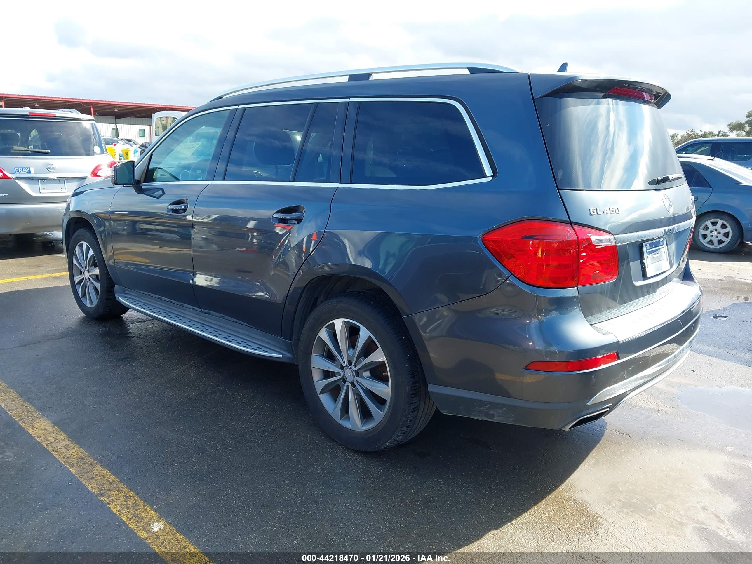 MERCEDES-BENZ GL image 3