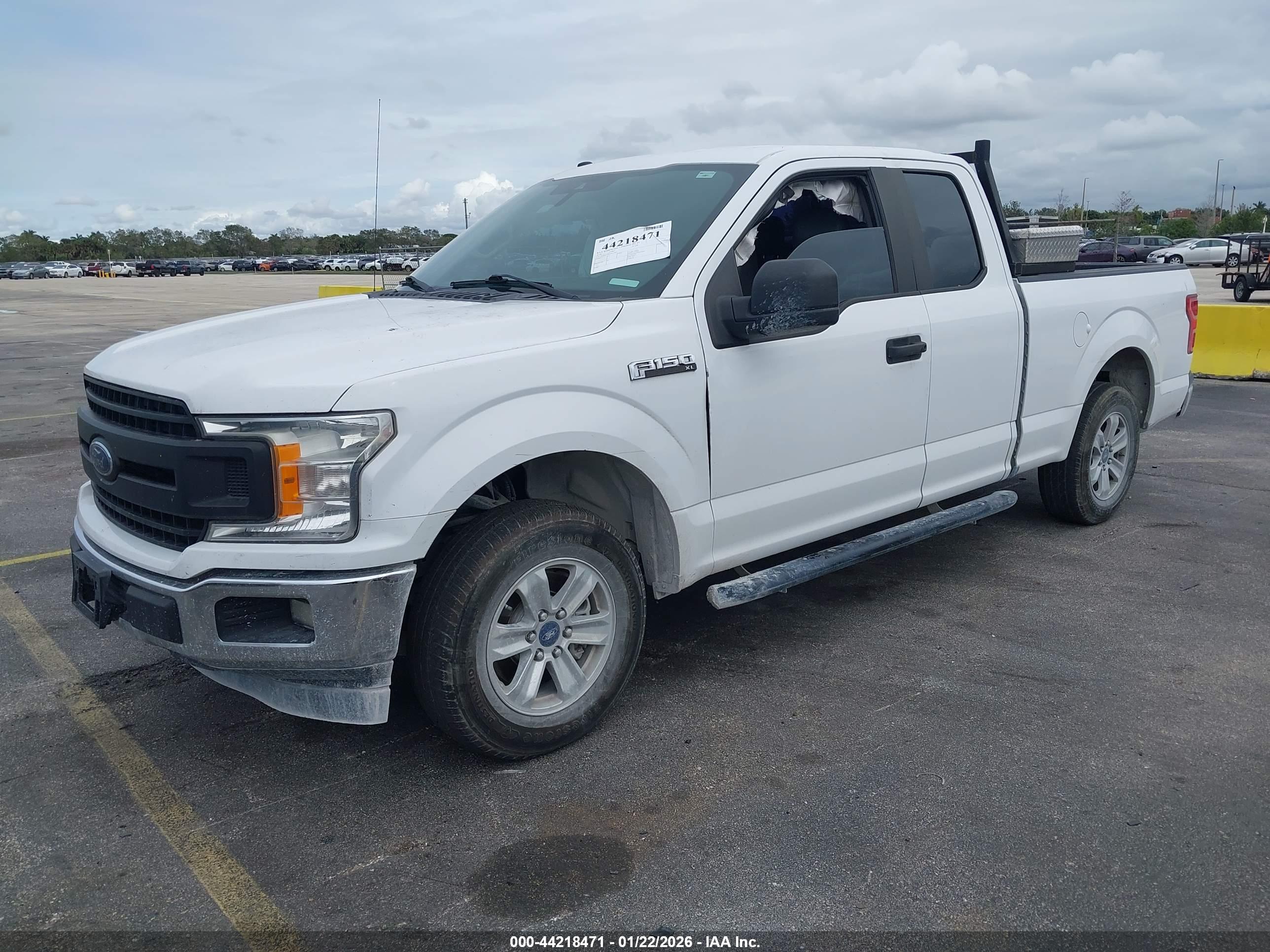 FORD F-150 image 2
