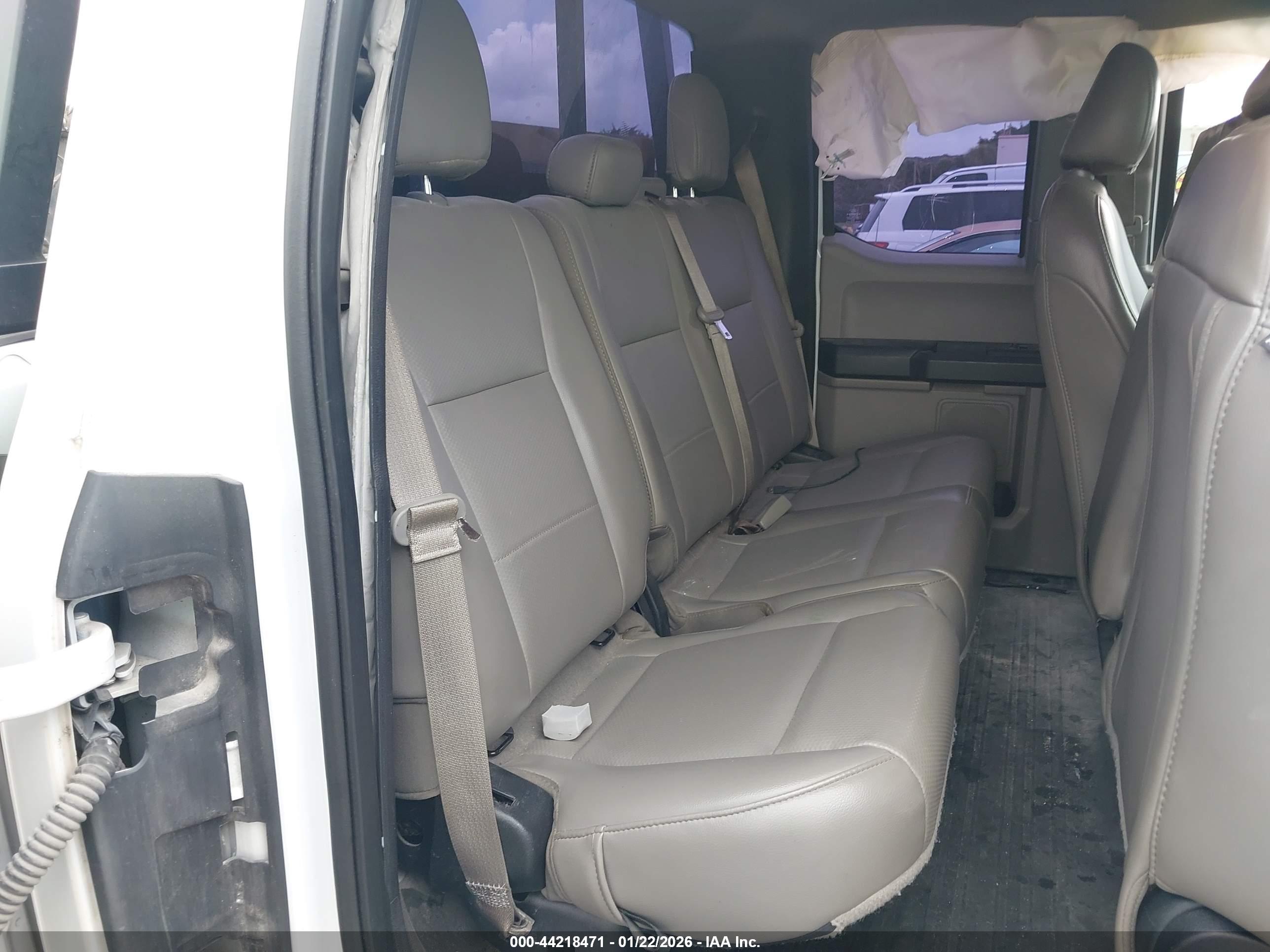 FORD F-150 image 8