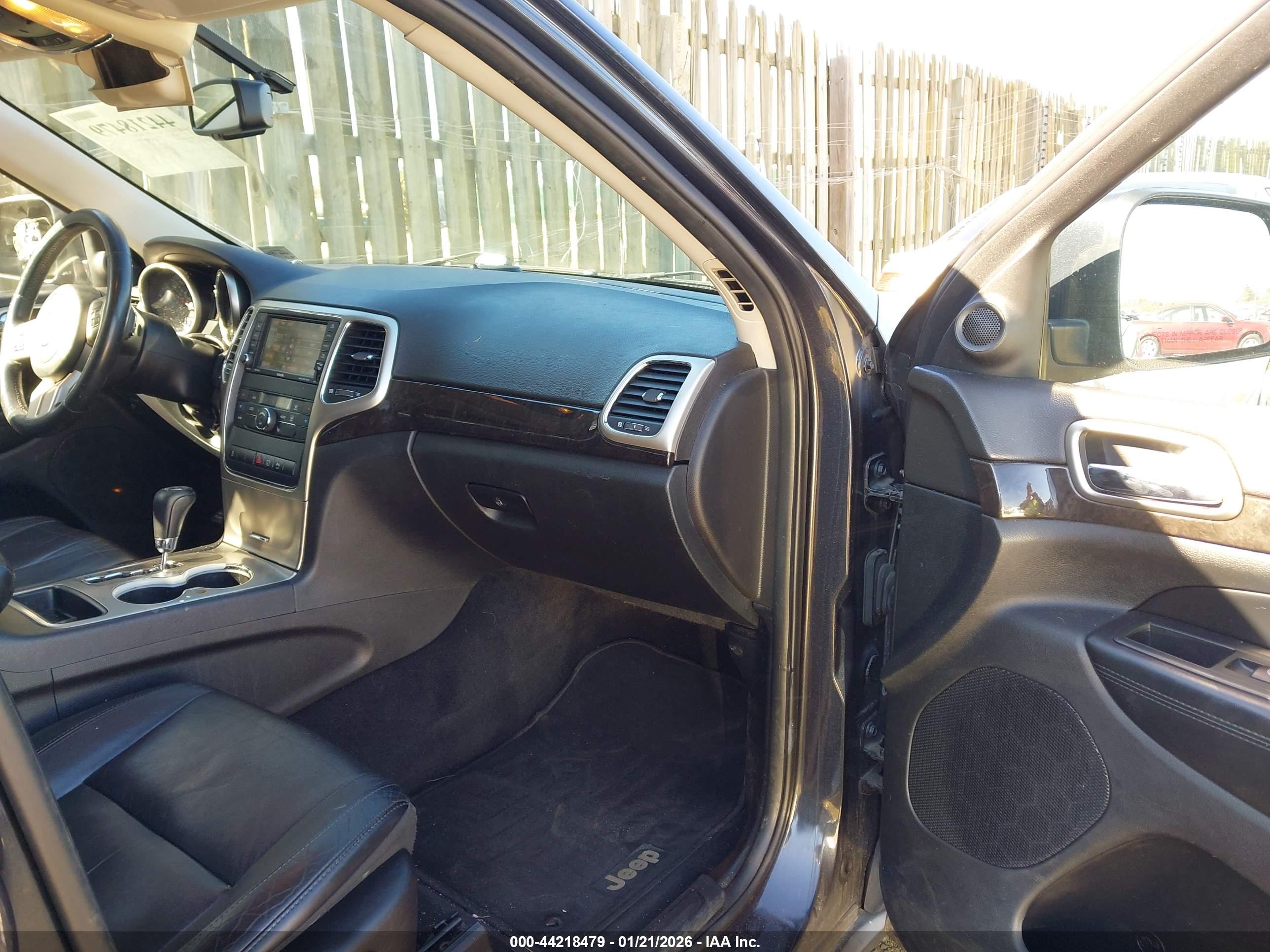 JEEP GRAND image 5