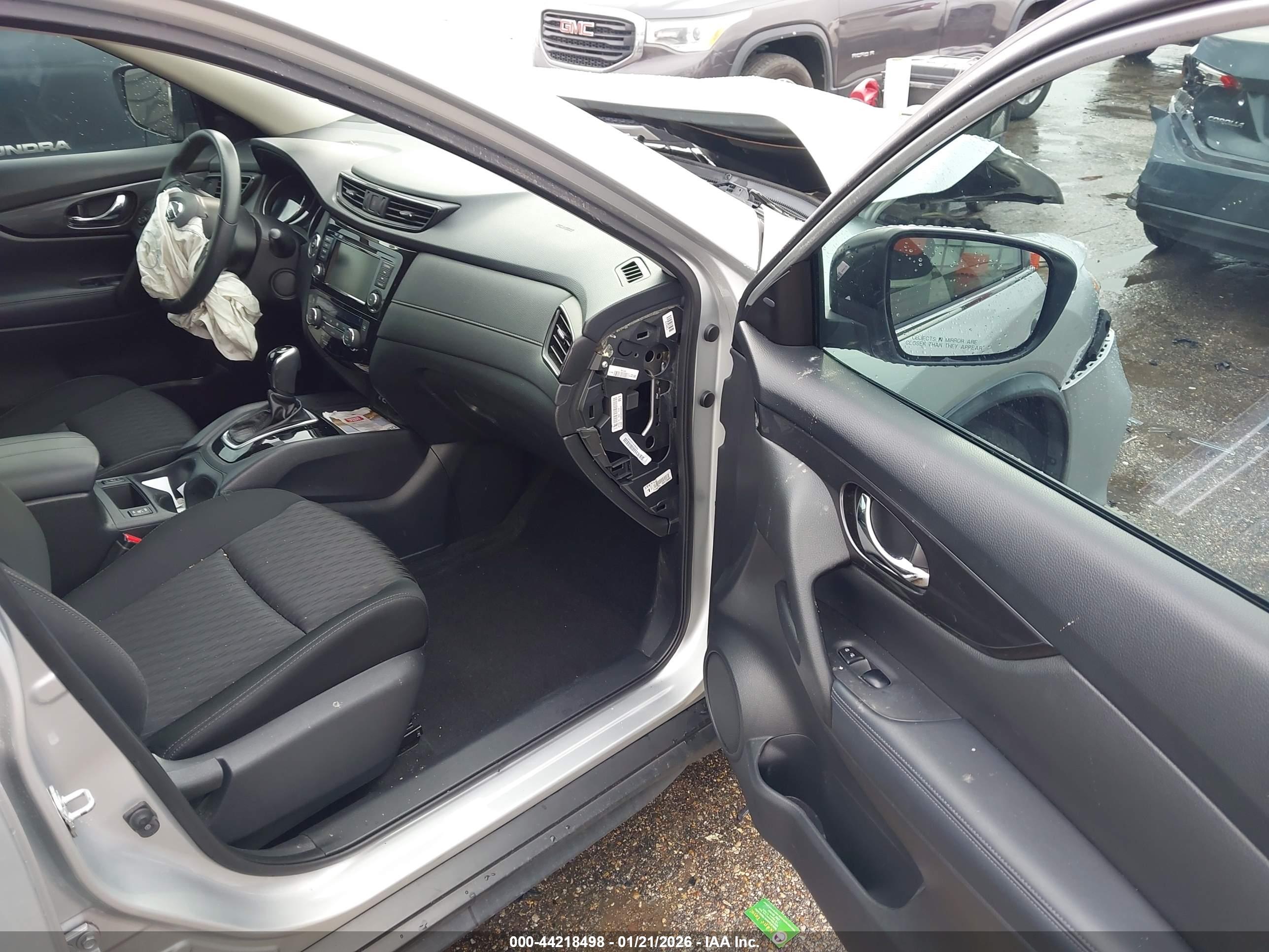NISSAN ROGUE image 5