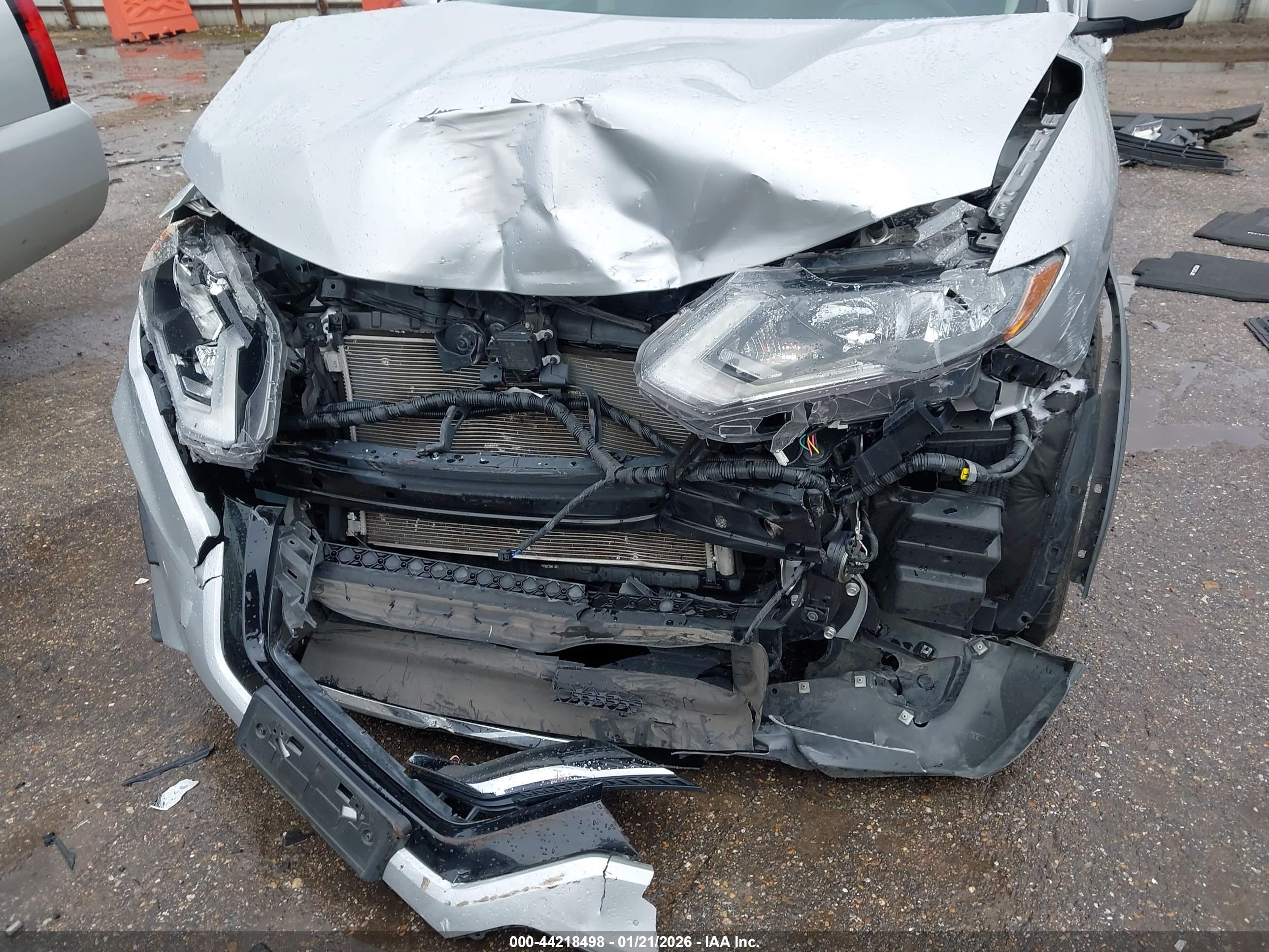 NISSAN ROGUE image 6