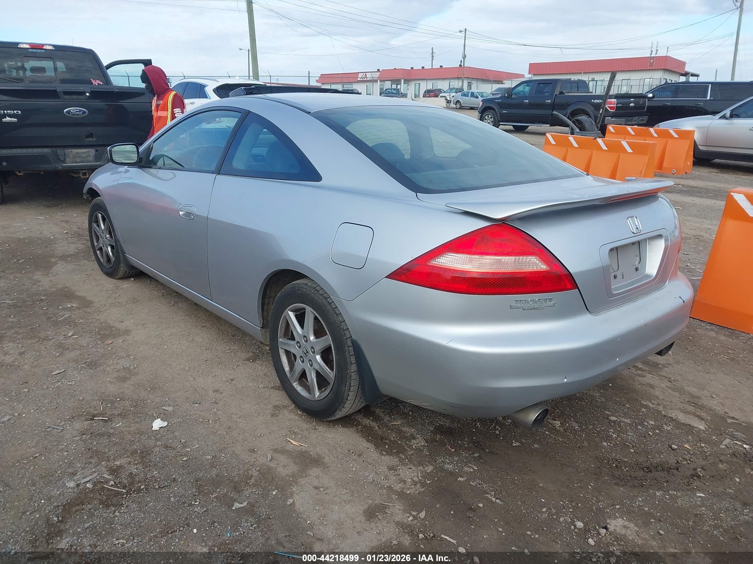 HONDA ACCORD image 3