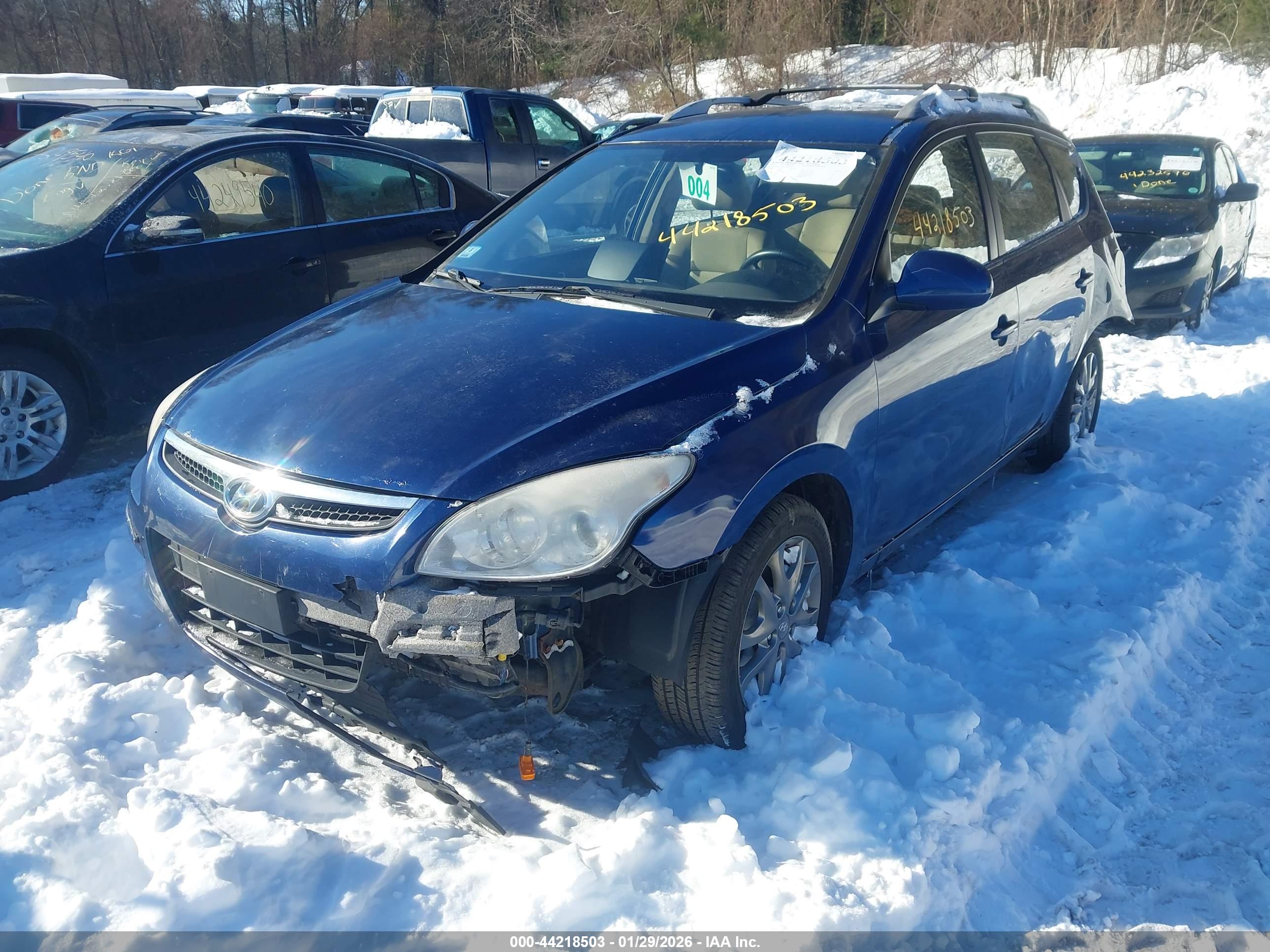 HYUNDAI ELANTRA image 2