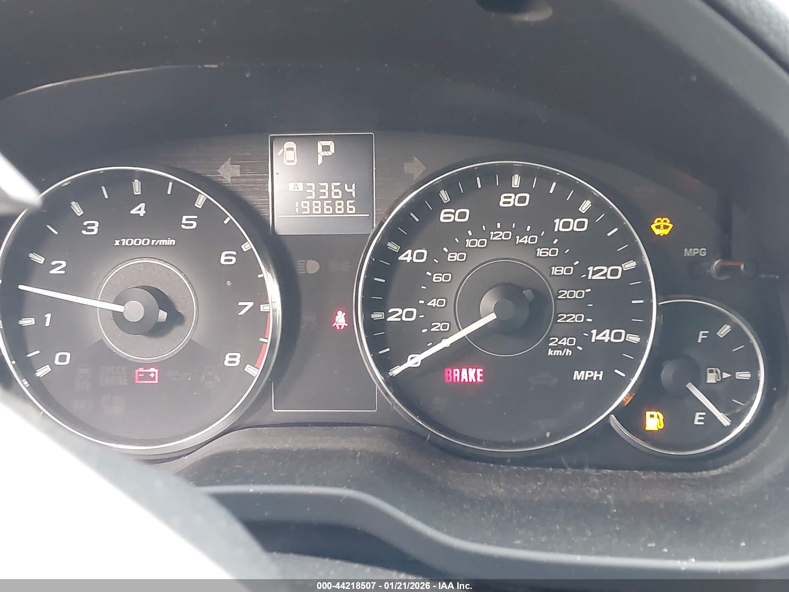 SUBARU OUTBACK image 7