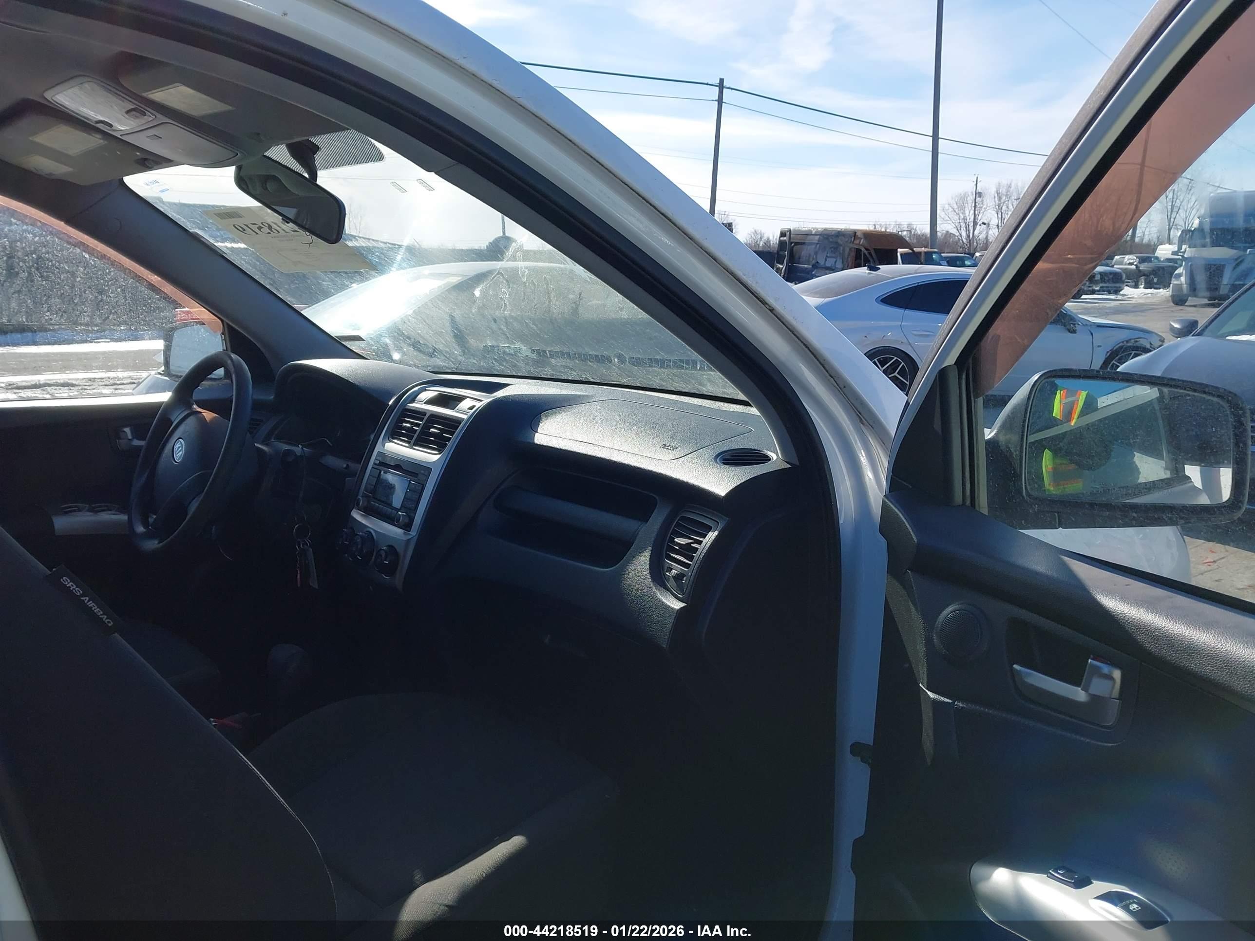 KIA SPORTAGE image 5