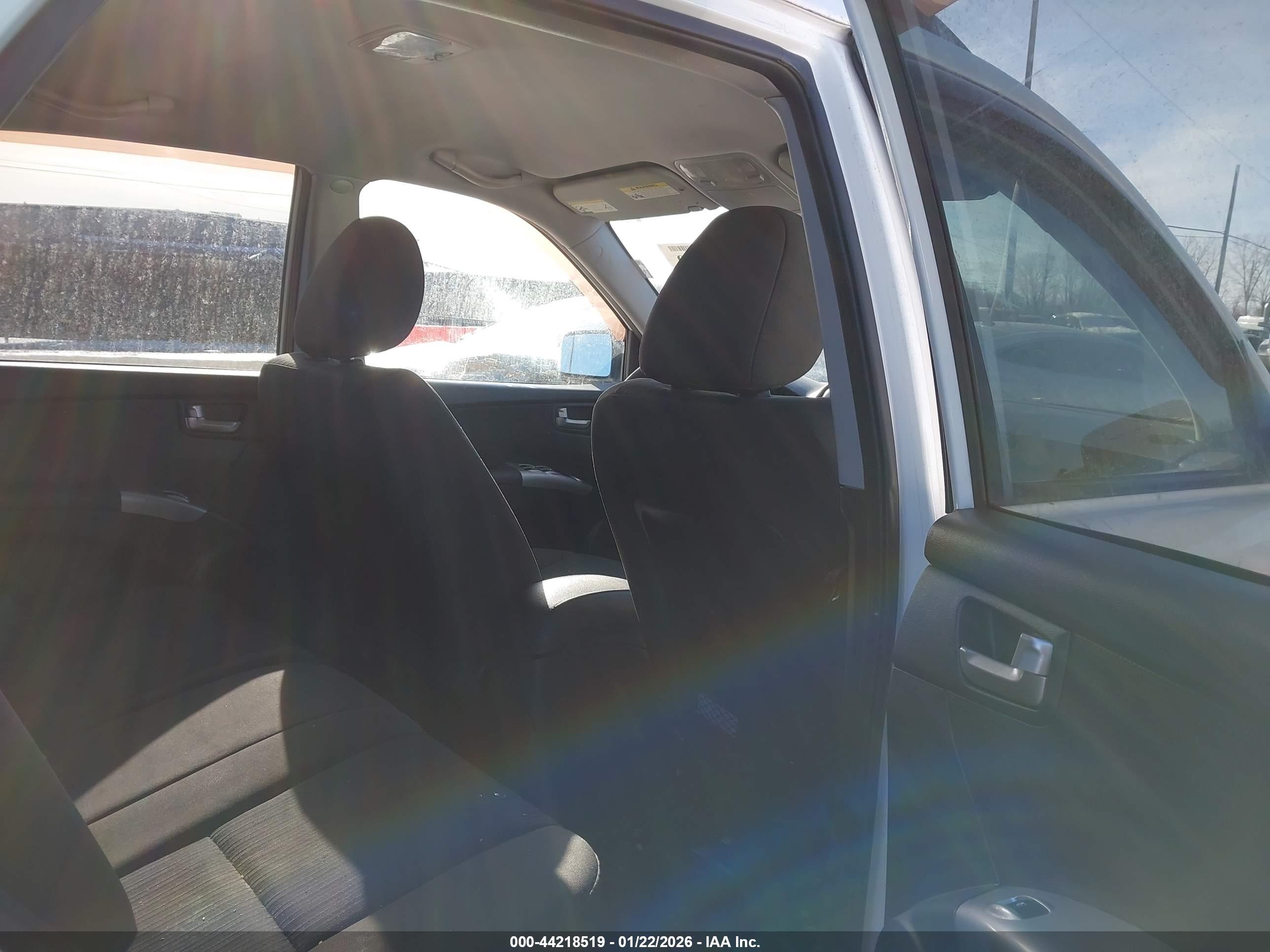 KIA SPORTAGE image 8