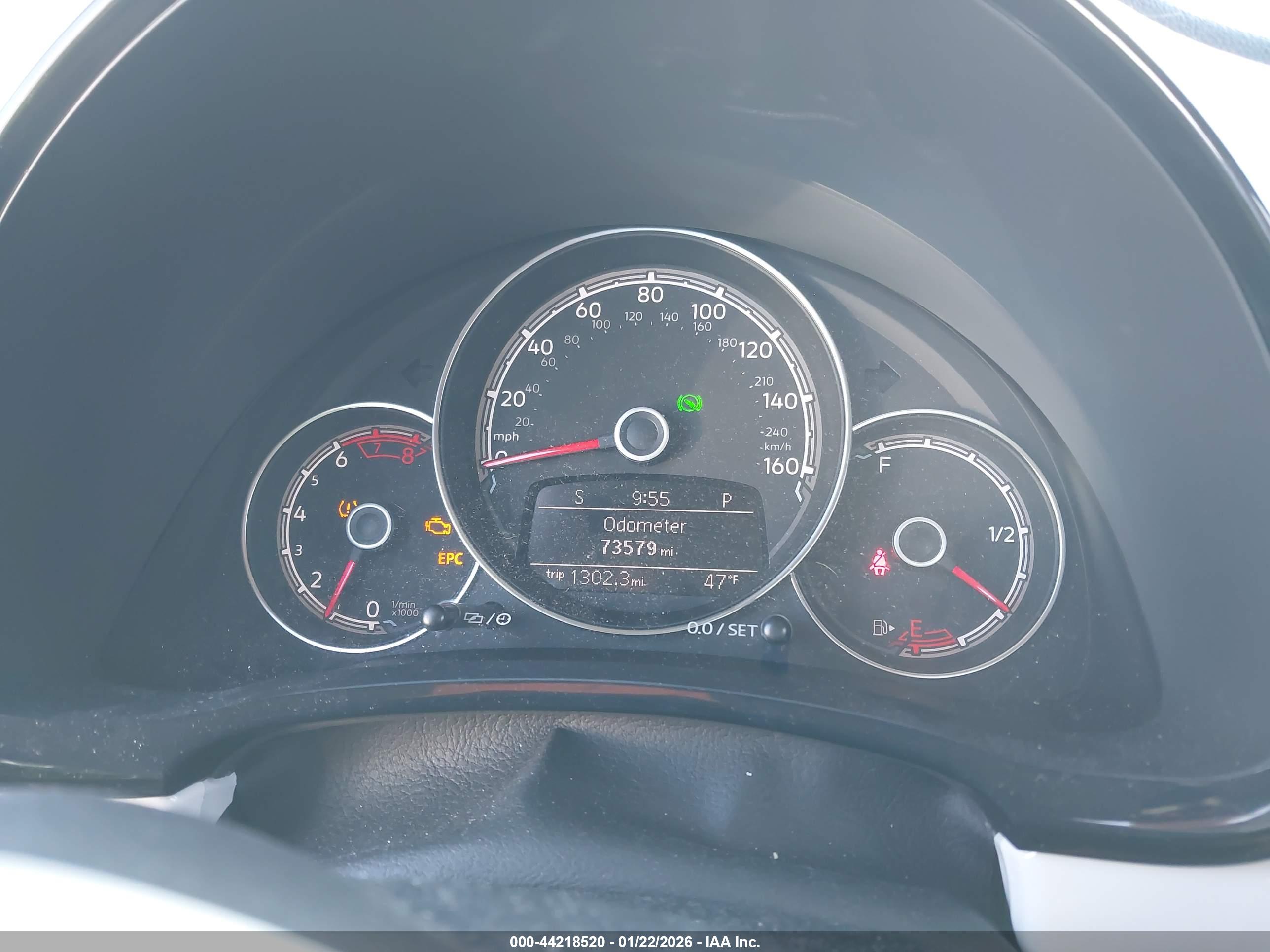 VOLKSWAGEN BEETLE image 7