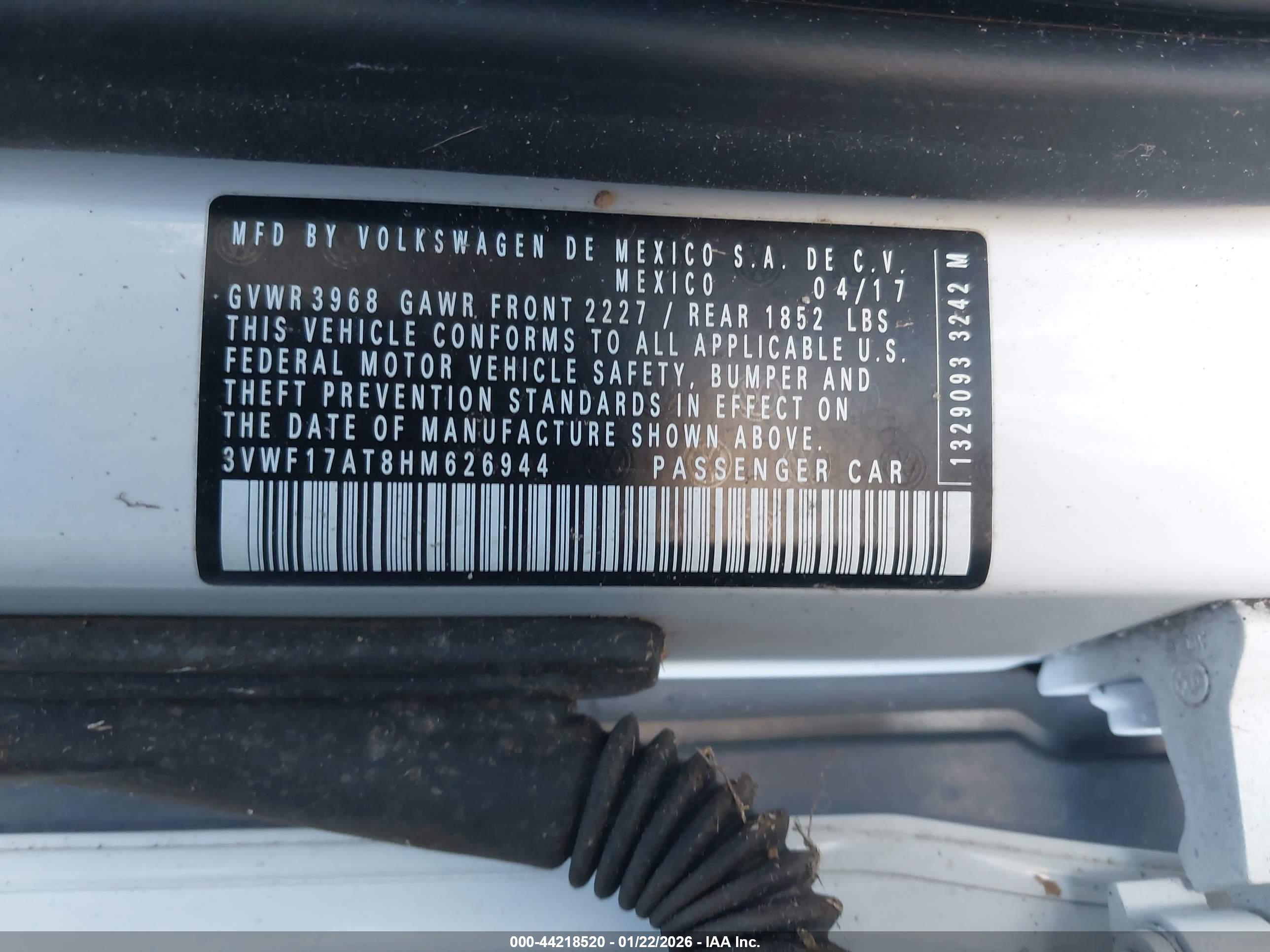 VOLKSWAGEN BEETLE image 9