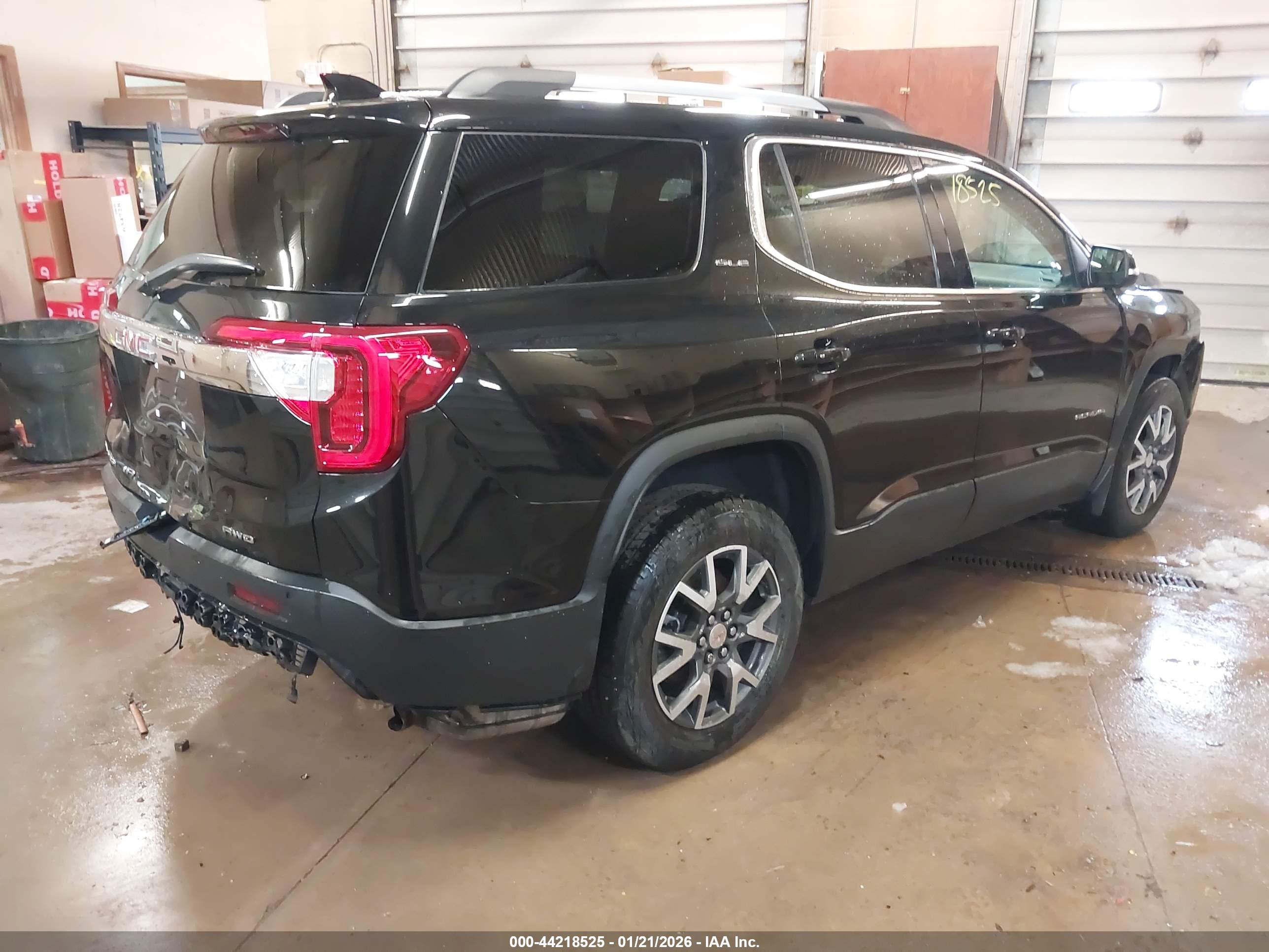 GMC ACADIA image 4