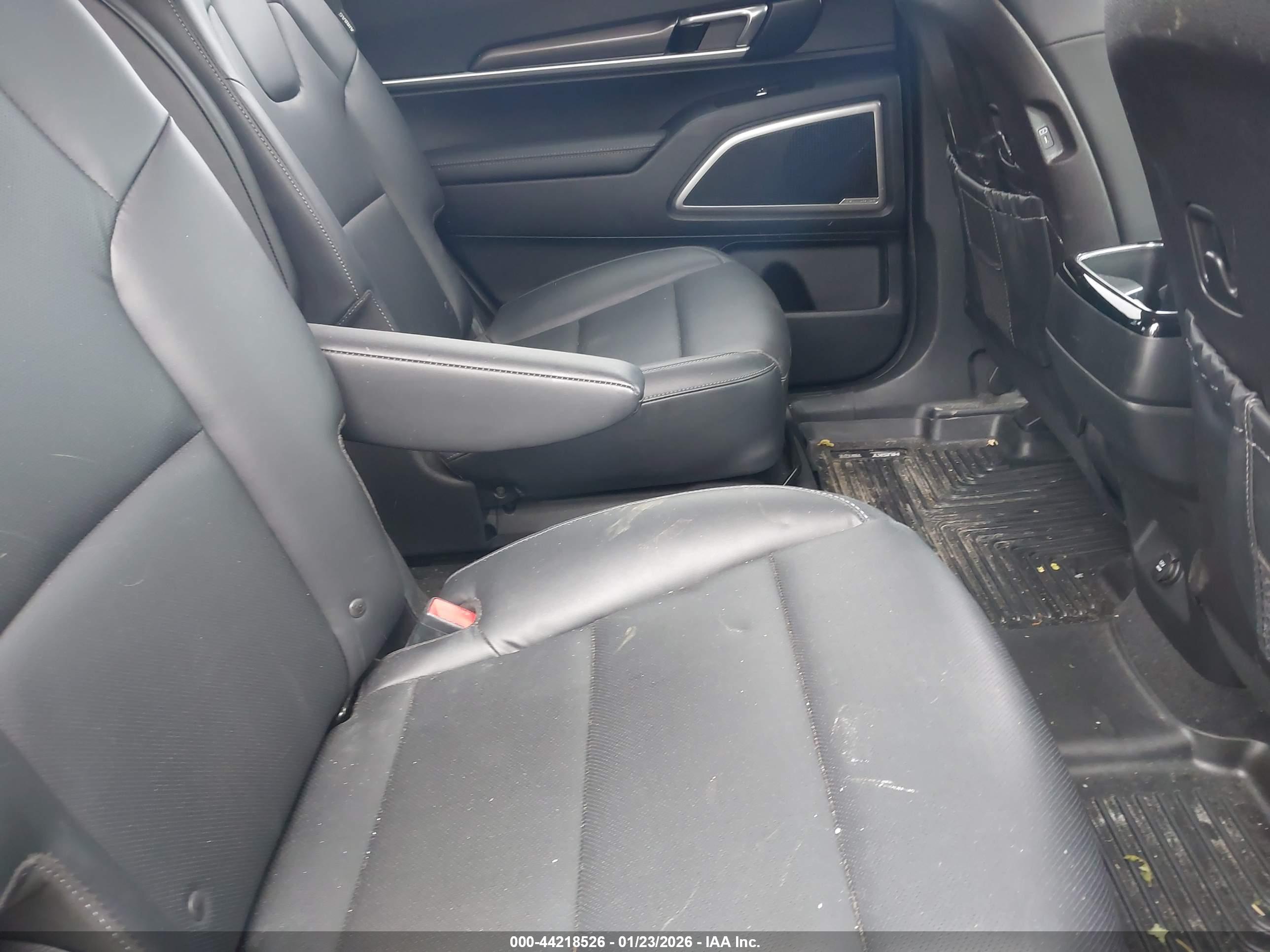 KIA TELLURIDE image 8