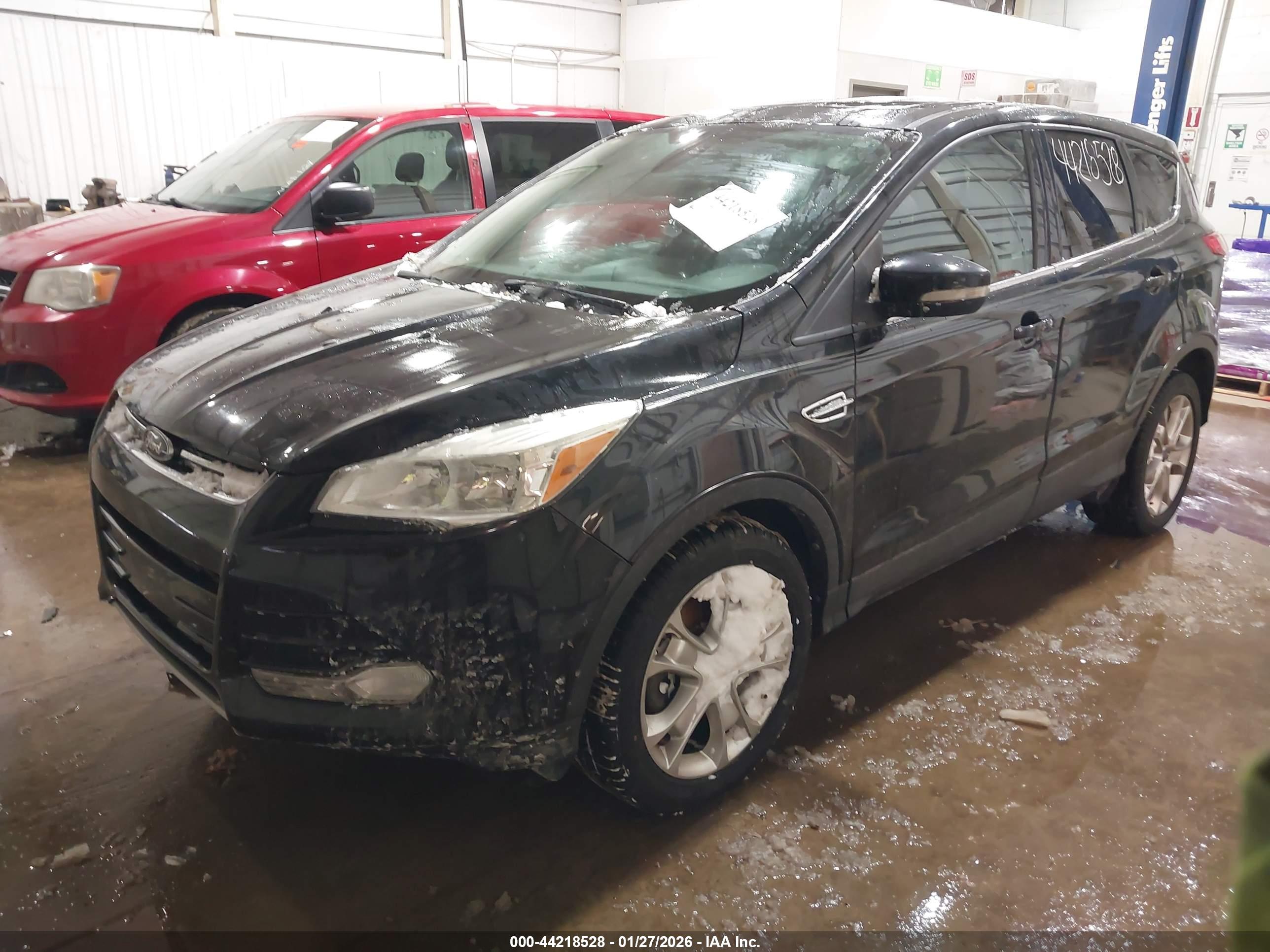 FORD ESCAPE image 2