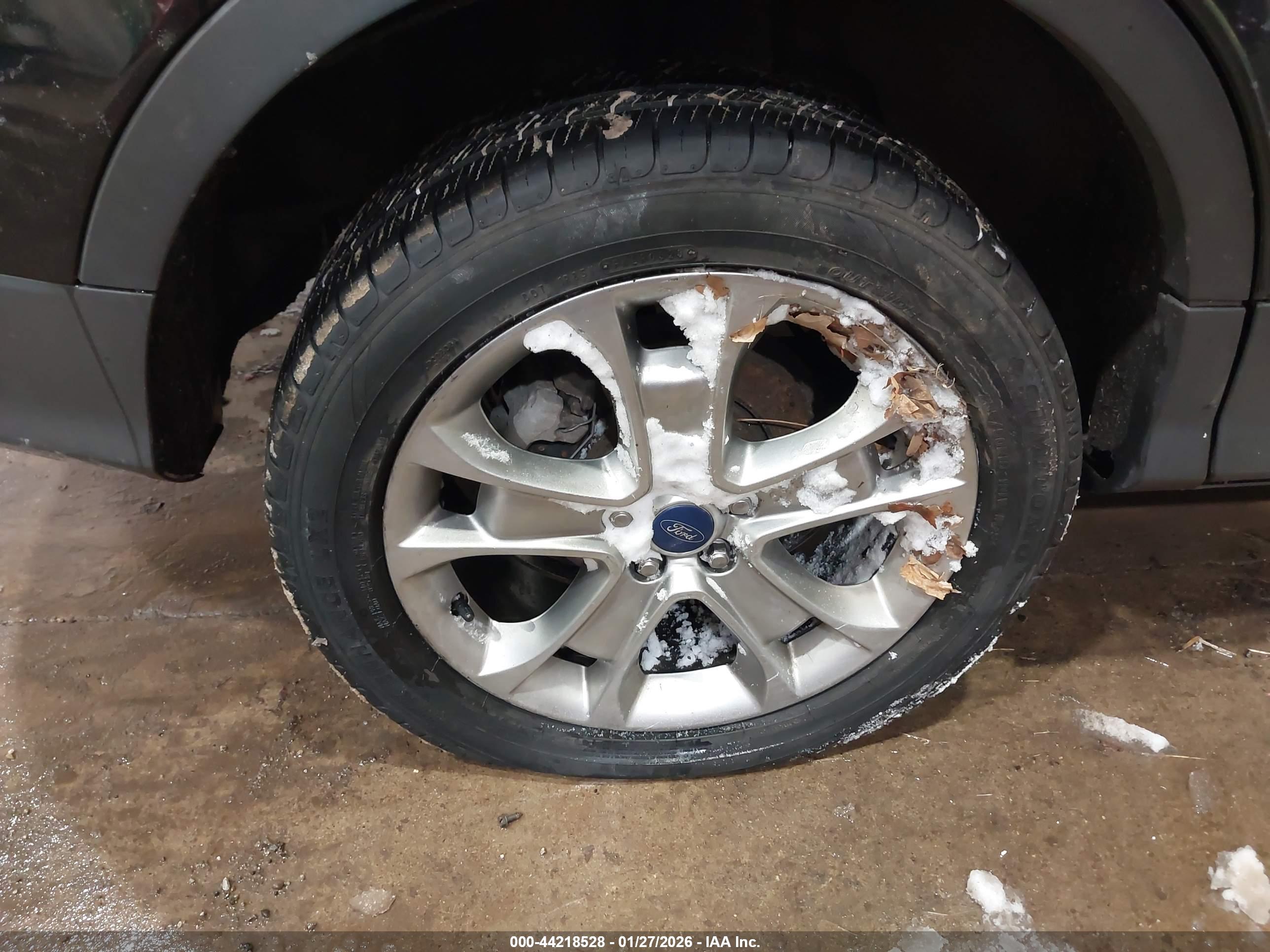 FORD ESCAPE image 6