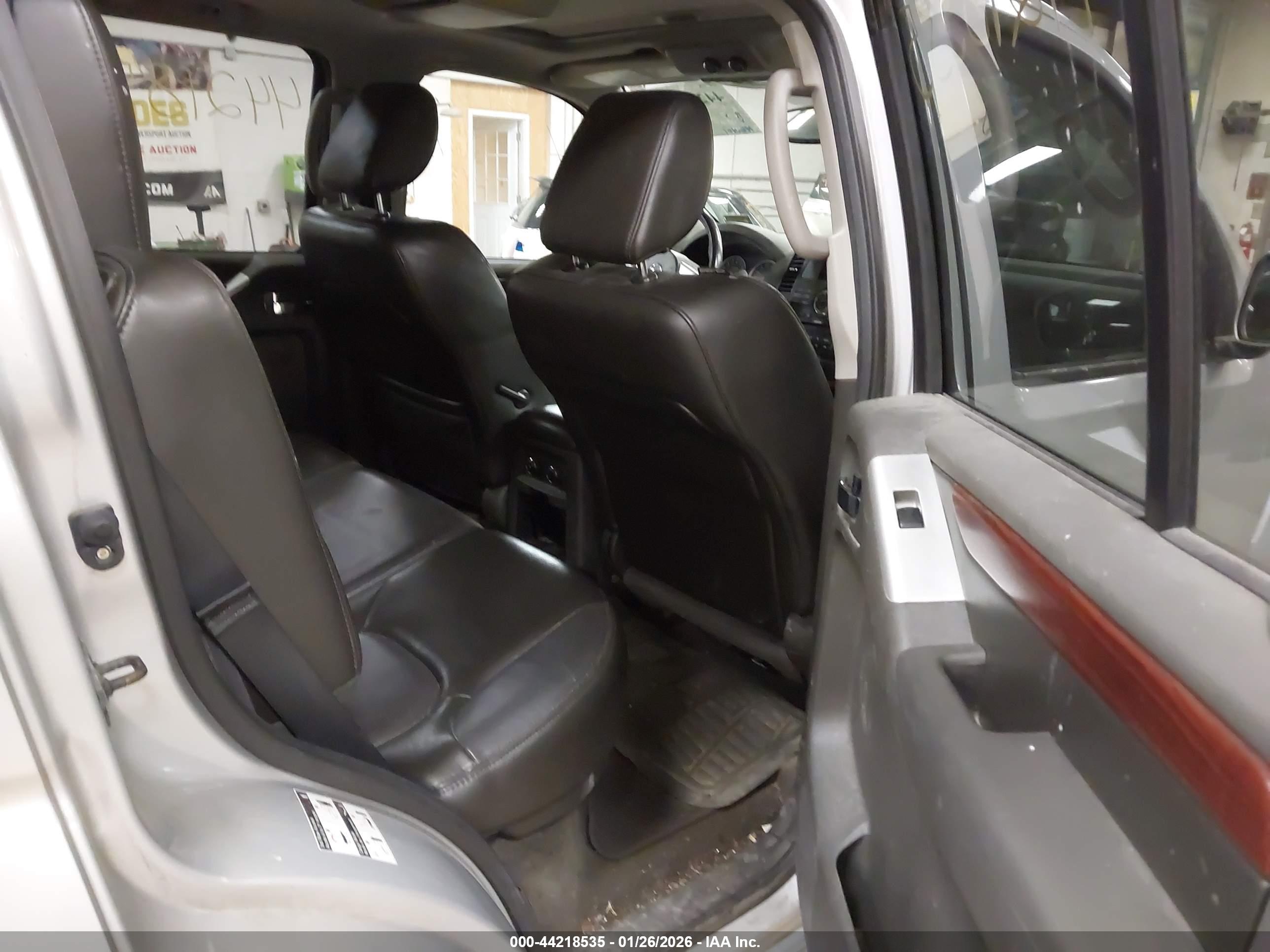 NISSAN PATHFINDER image 8