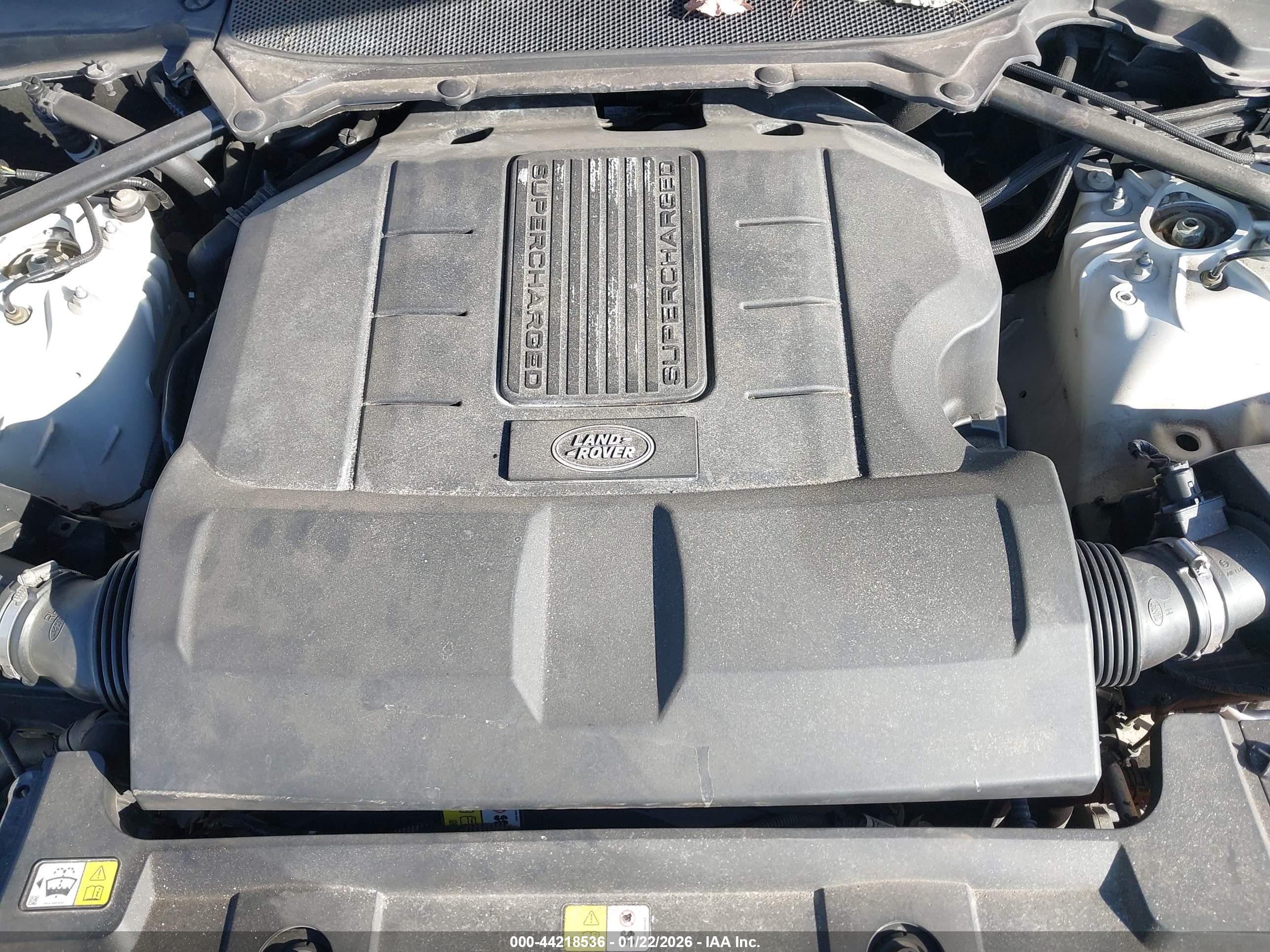 LAND ROVER image 10