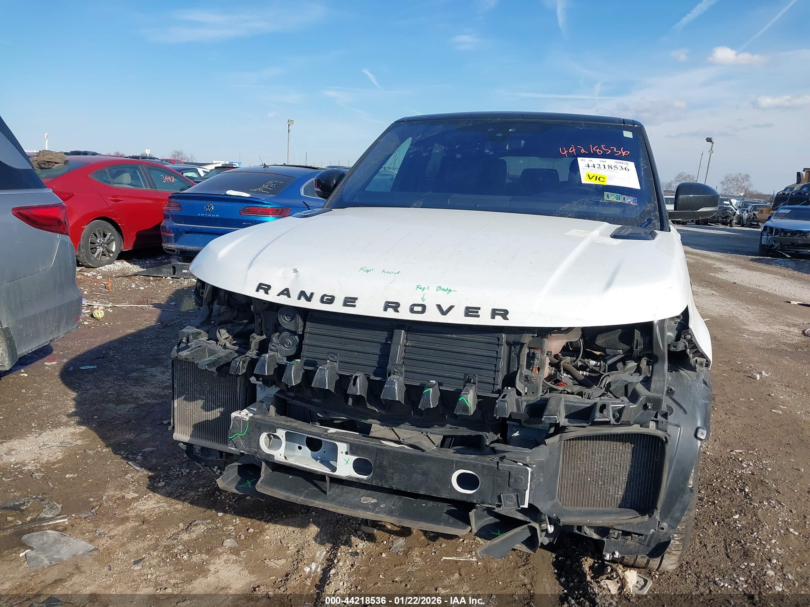 LAND ROVER image 6