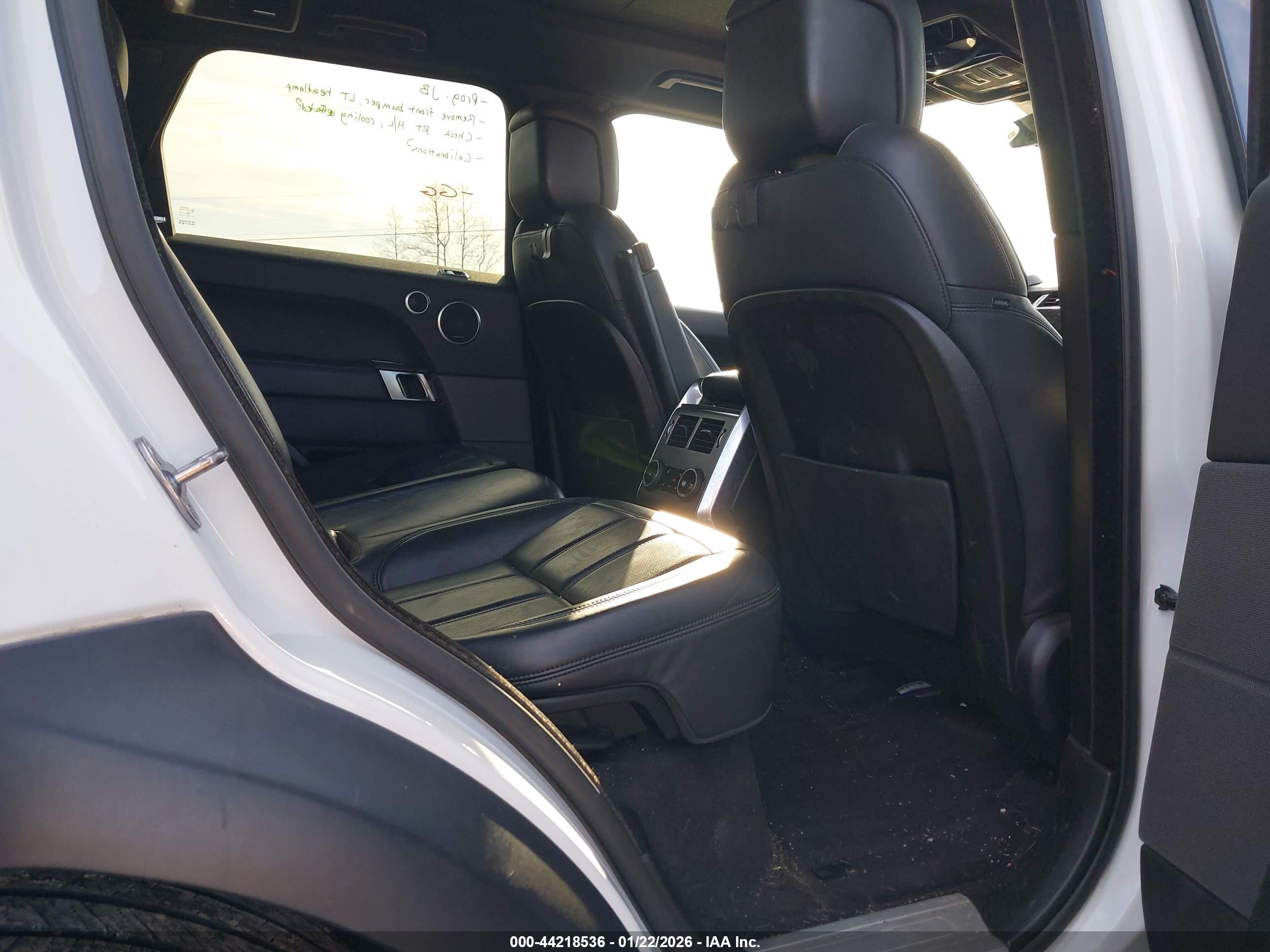 LAND ROVER image 8
