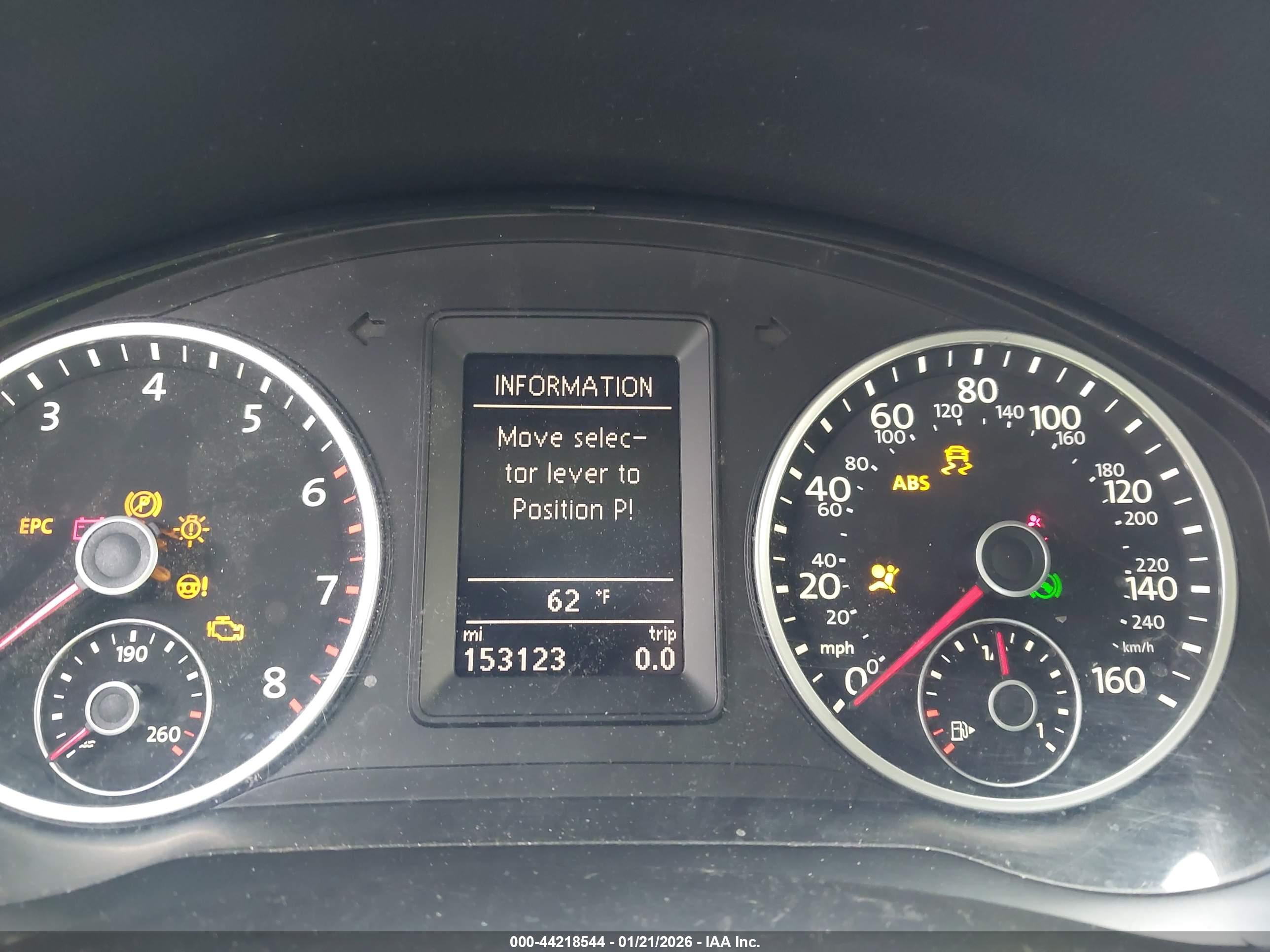 VOLKSWAGEN TIGUAN image 7