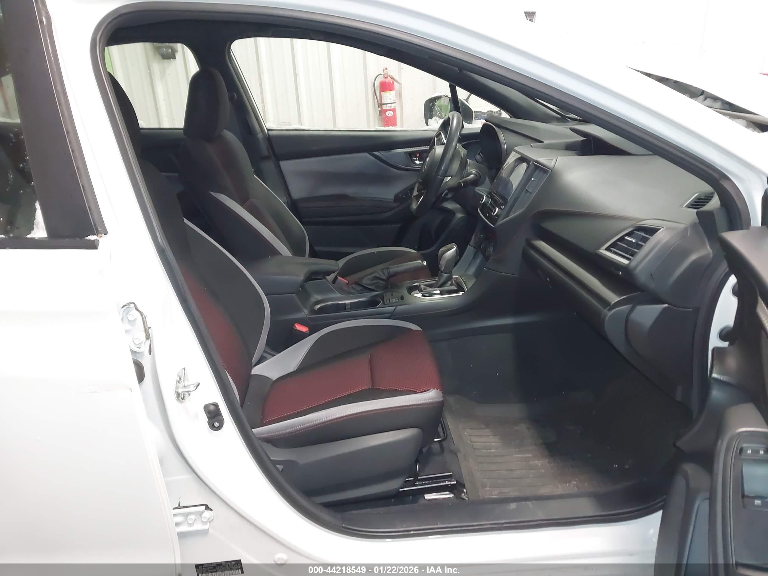 SUBARU IMPREZA image 5