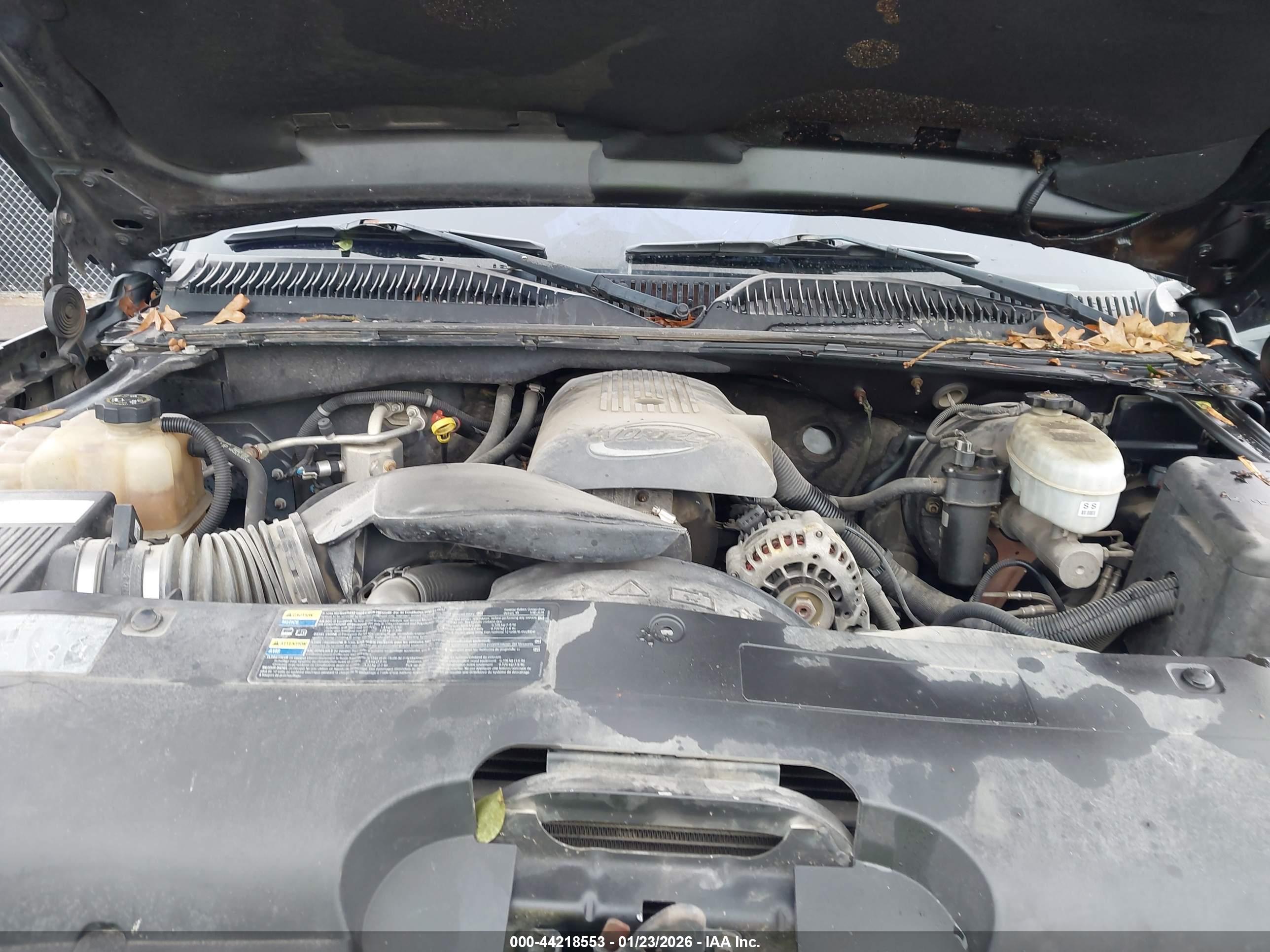 CHEVROLET SILVERADO image 10