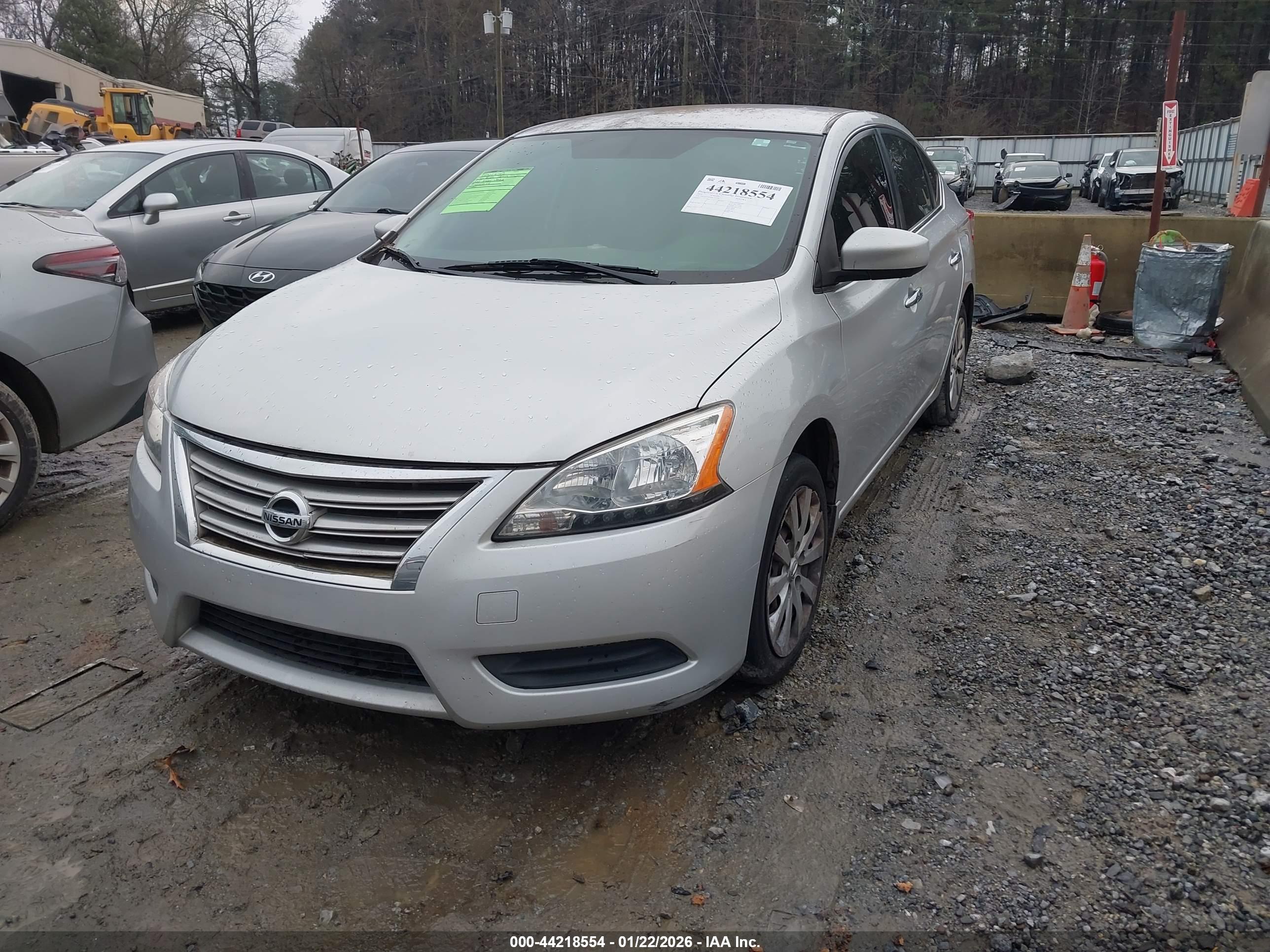NISSAN SENTRA image 2