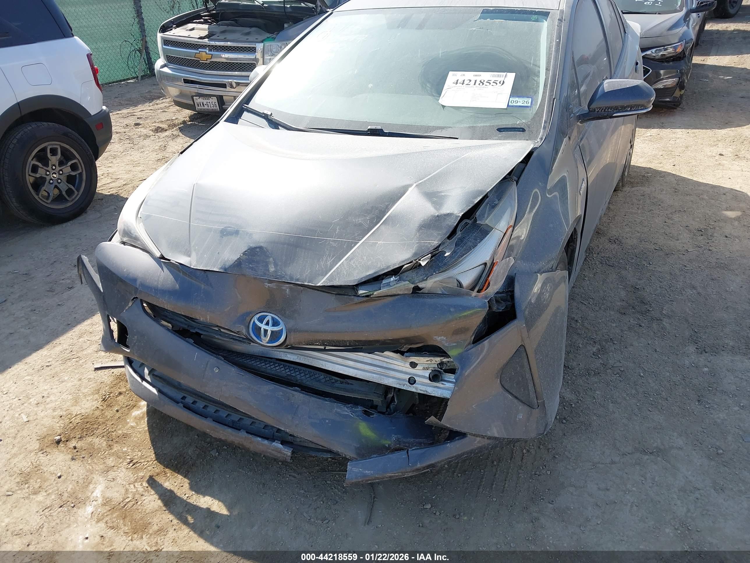 TOYOTA PRIUS image 6