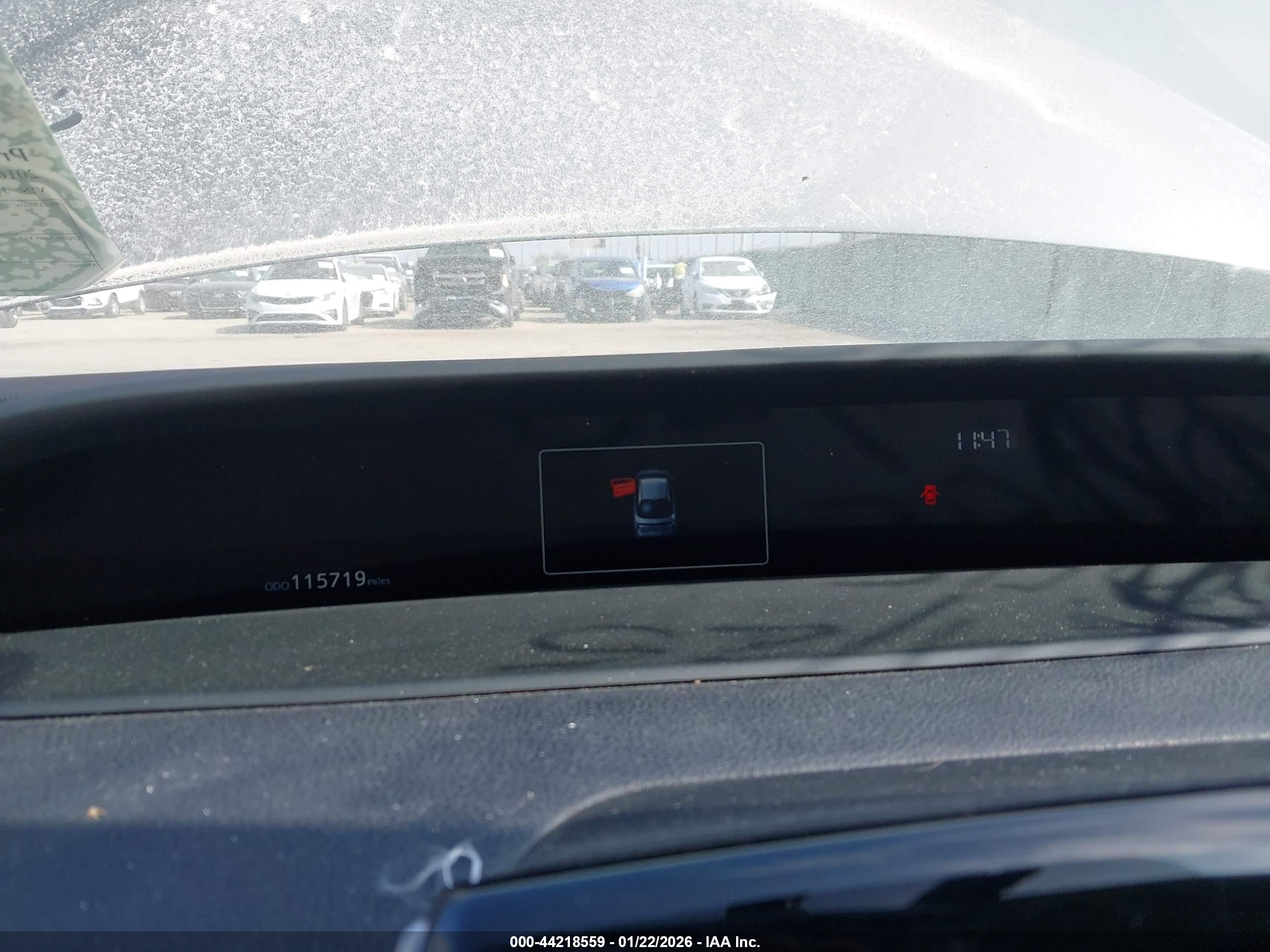 TOYOTA PRIUS image 7