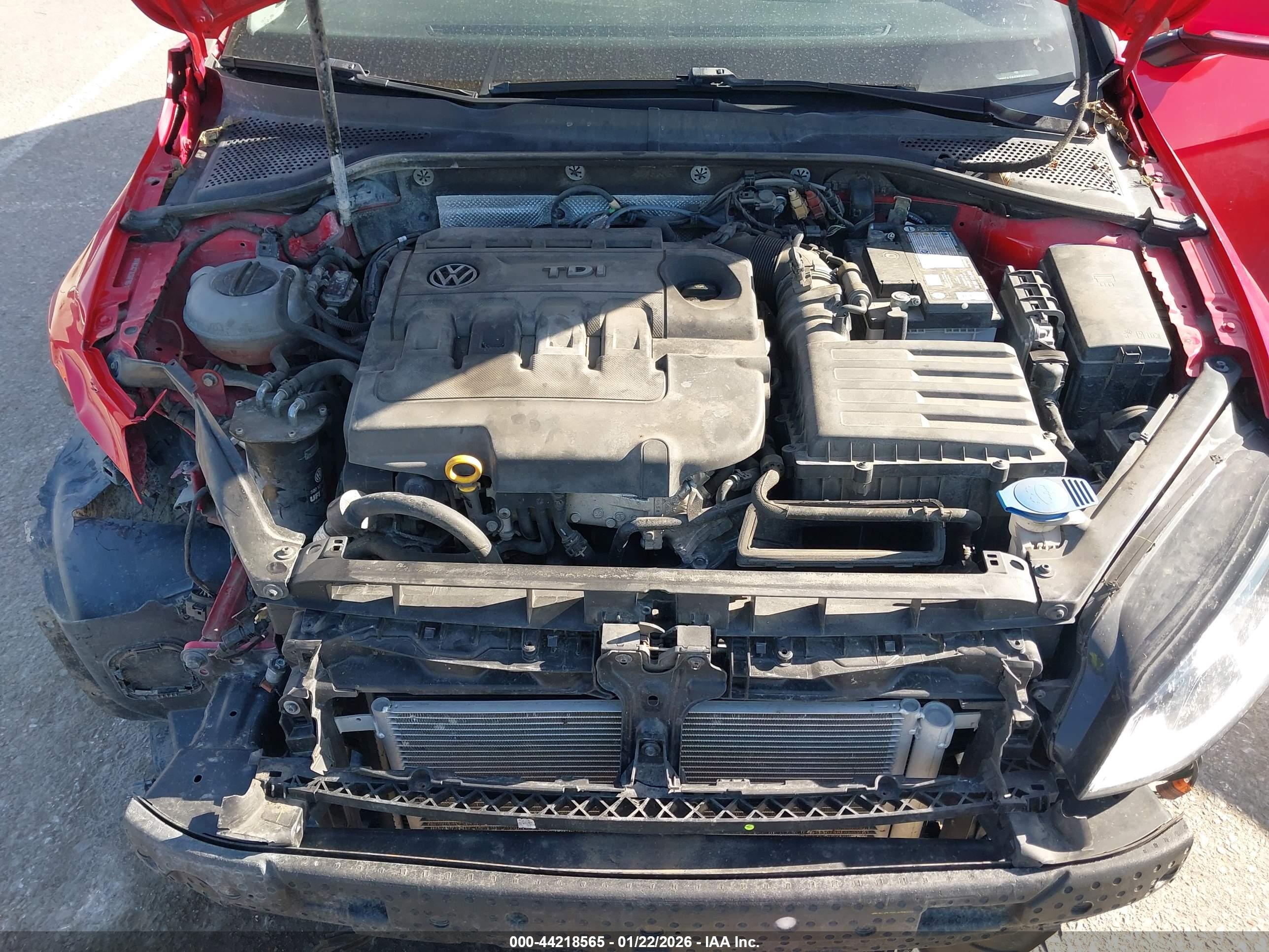 VOLKSWAGEN GOLF image 10