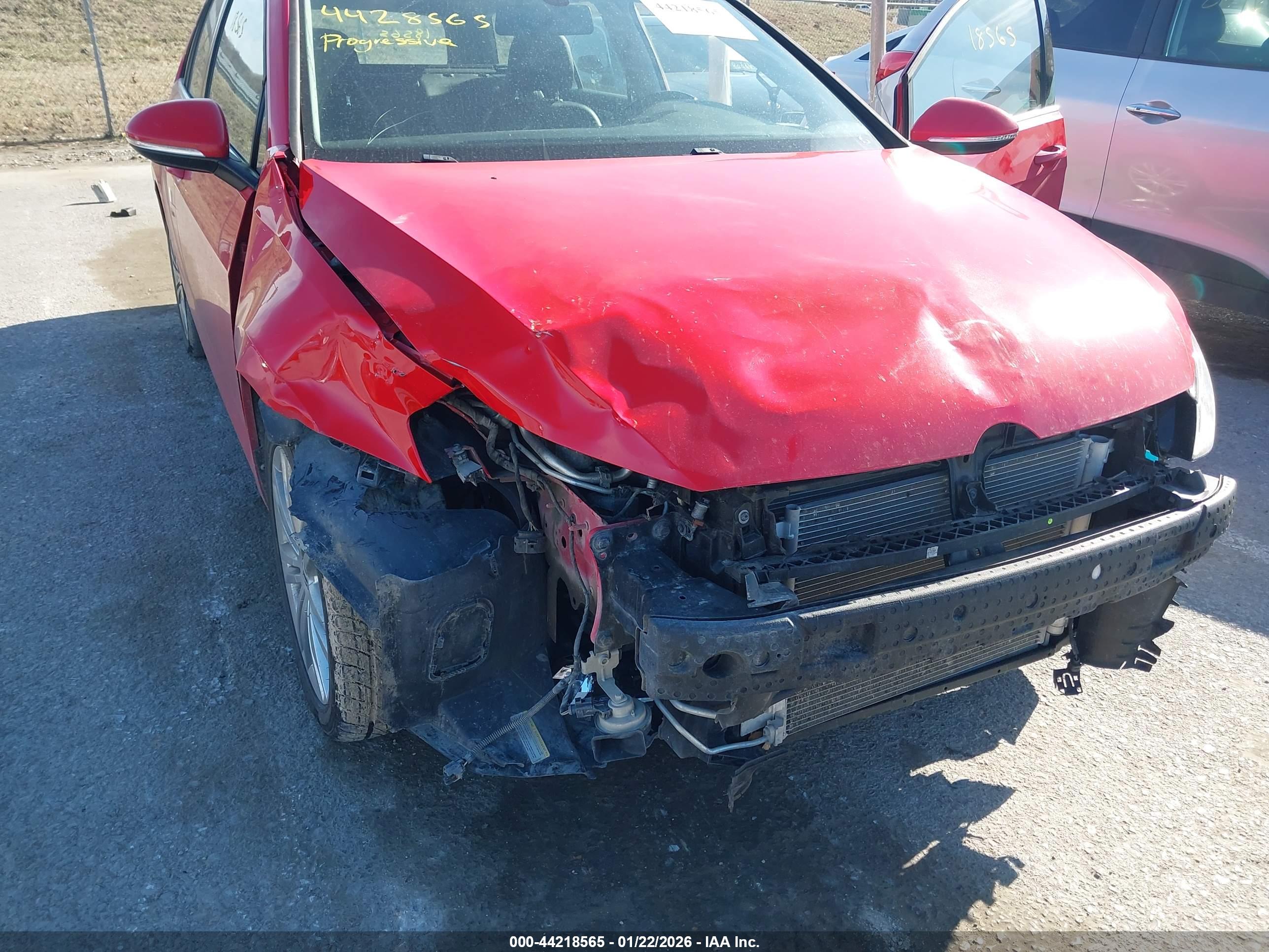 VOLKSWAGEN GOLF image 6