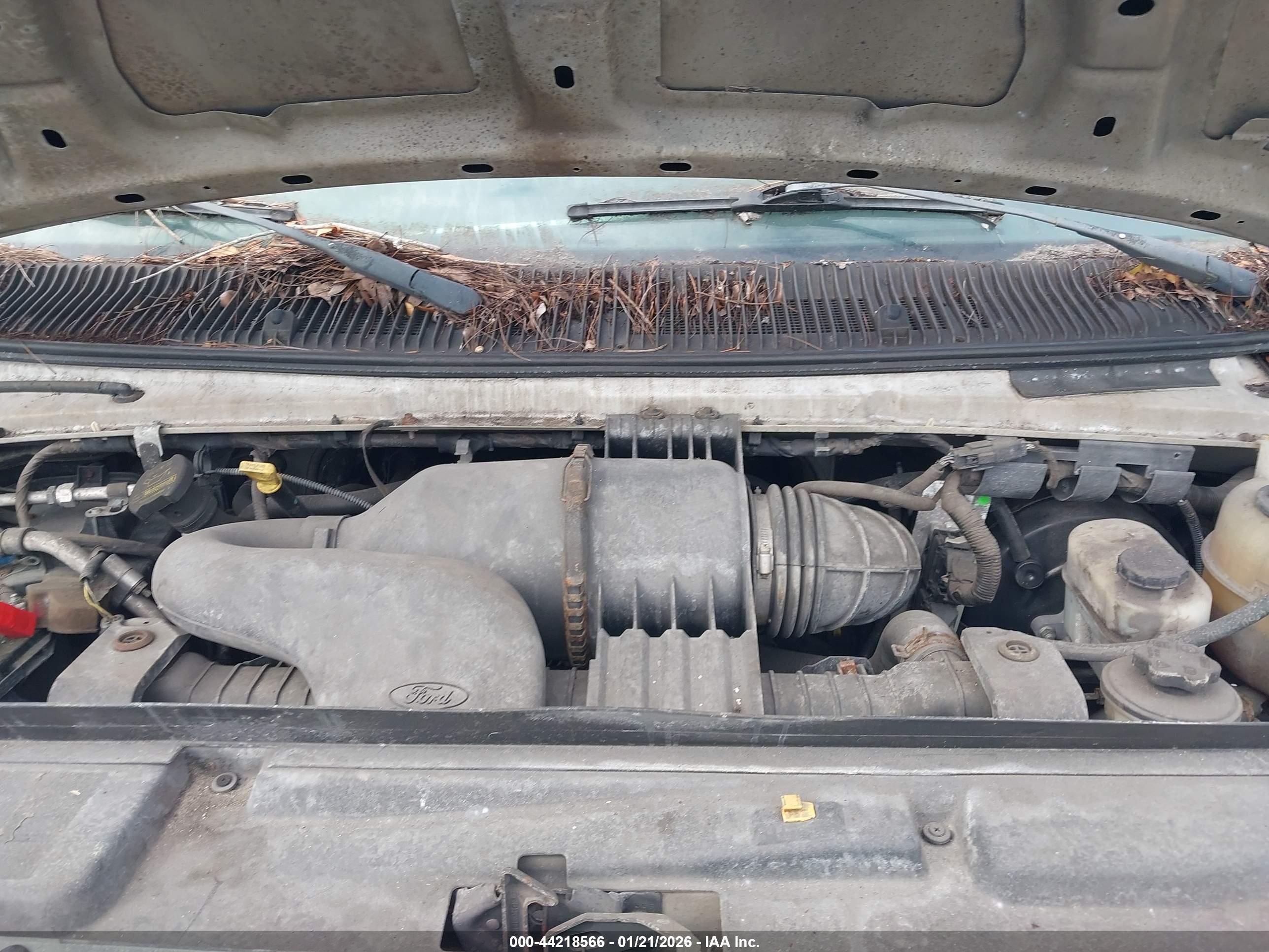 FORD E-250 image 10