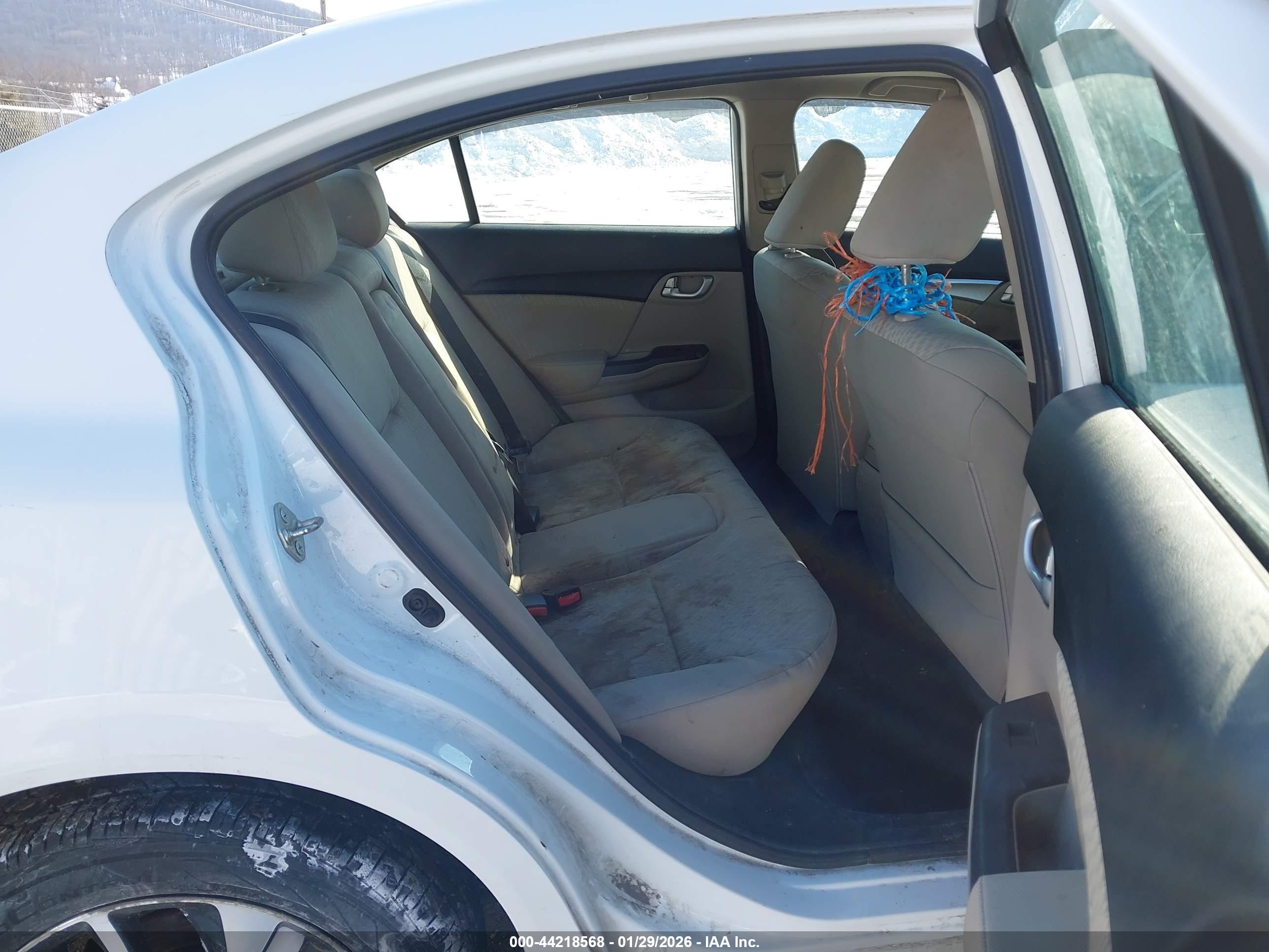 HONDA CIVIC image 8