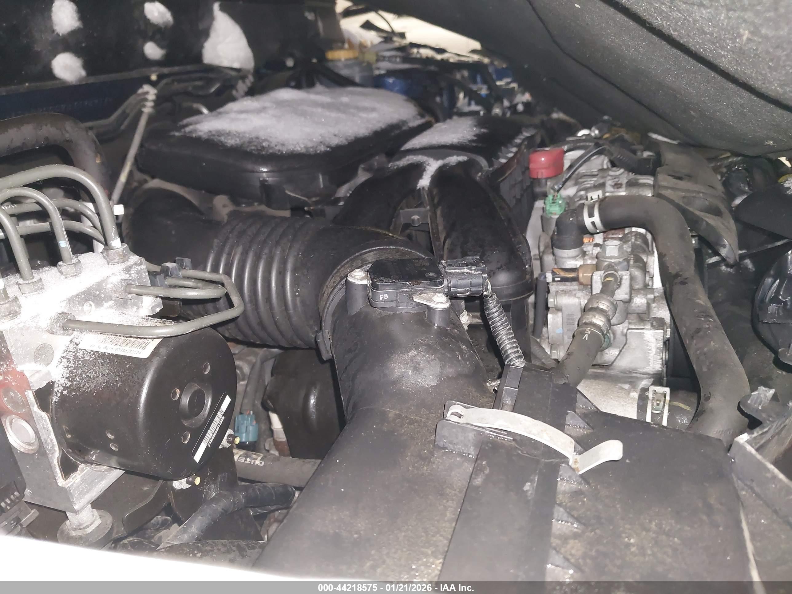 SUBARU OUTBACK image 10