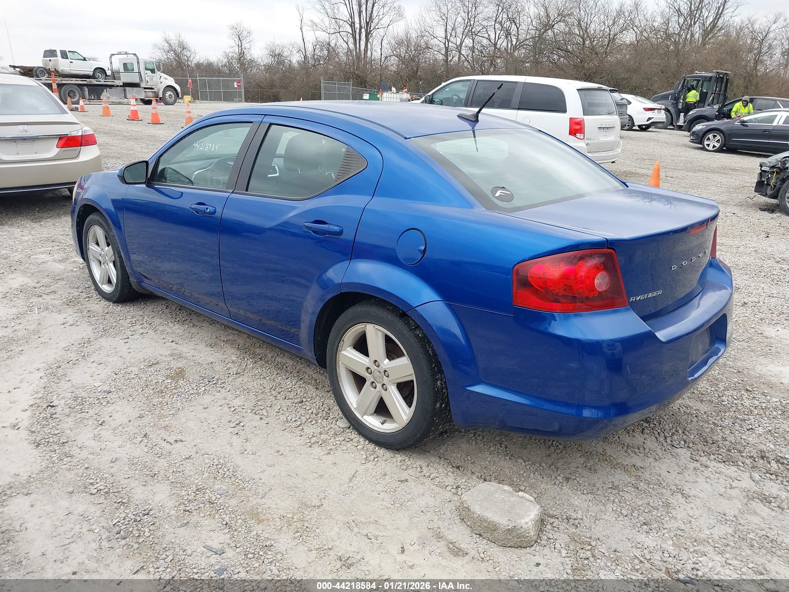 DODGE AVENGER image 3