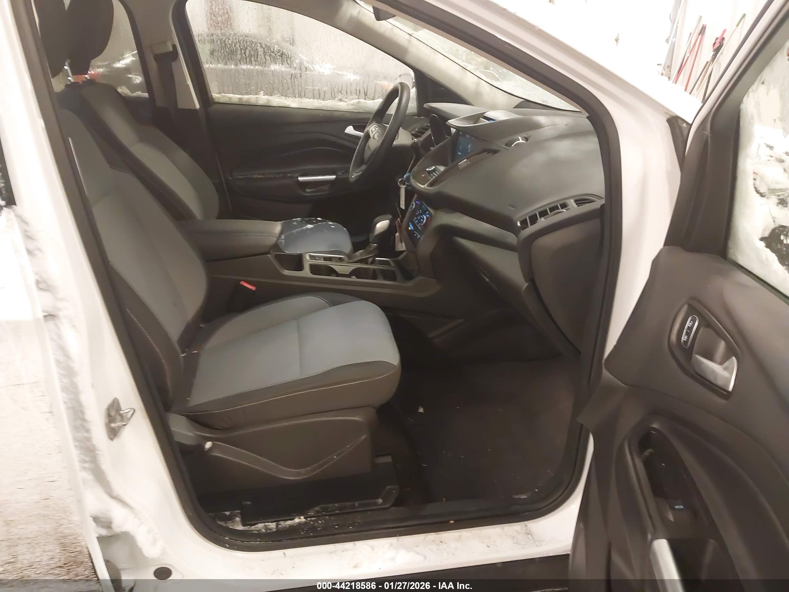 FORD ESCAPE image 5