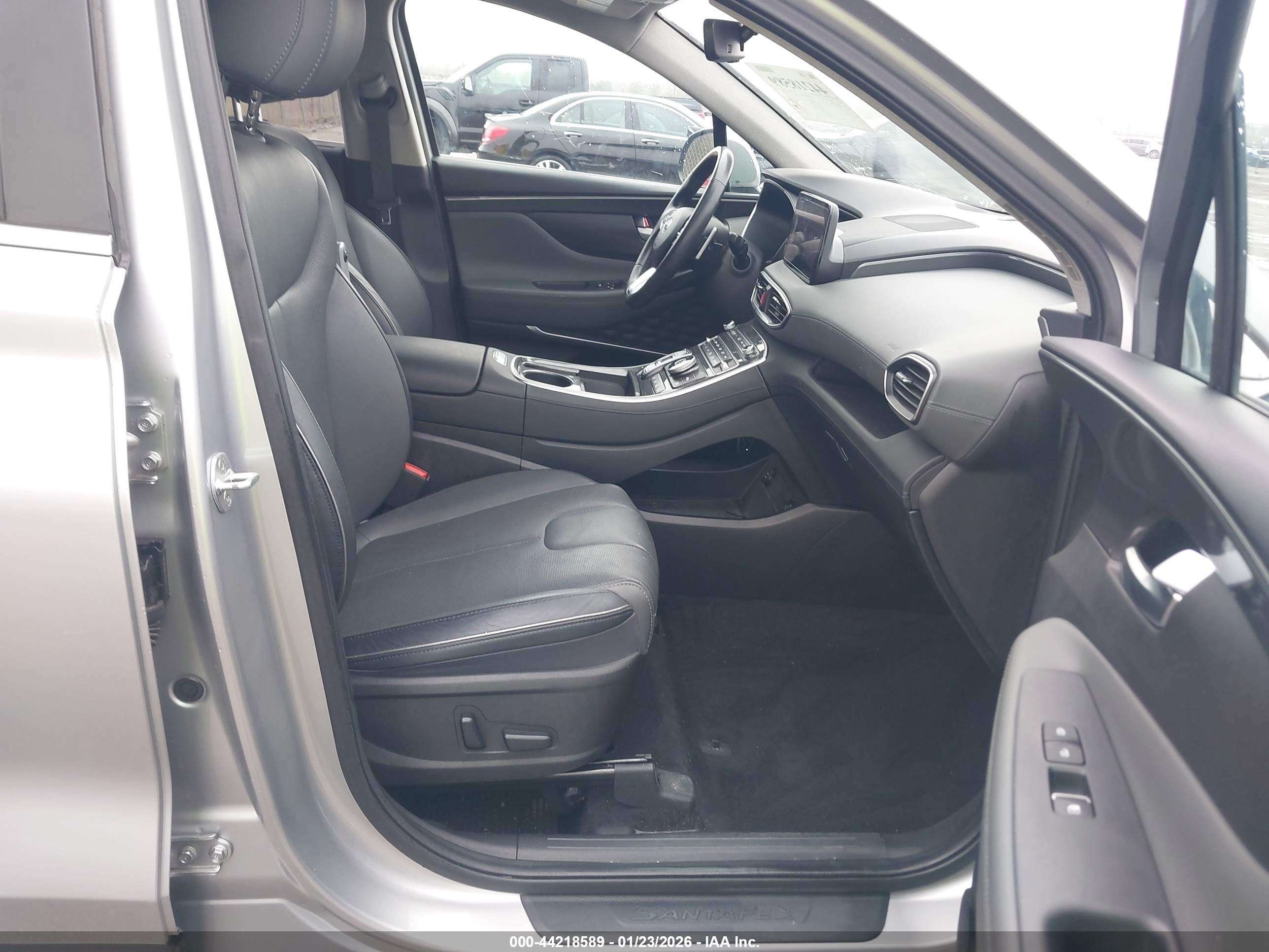 HYUNDAI SANTA image 5