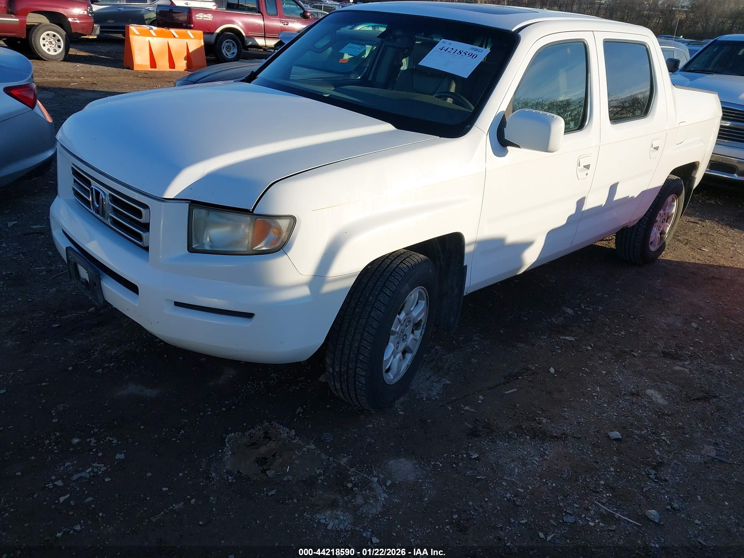 HONDA RIDGELINE image 2