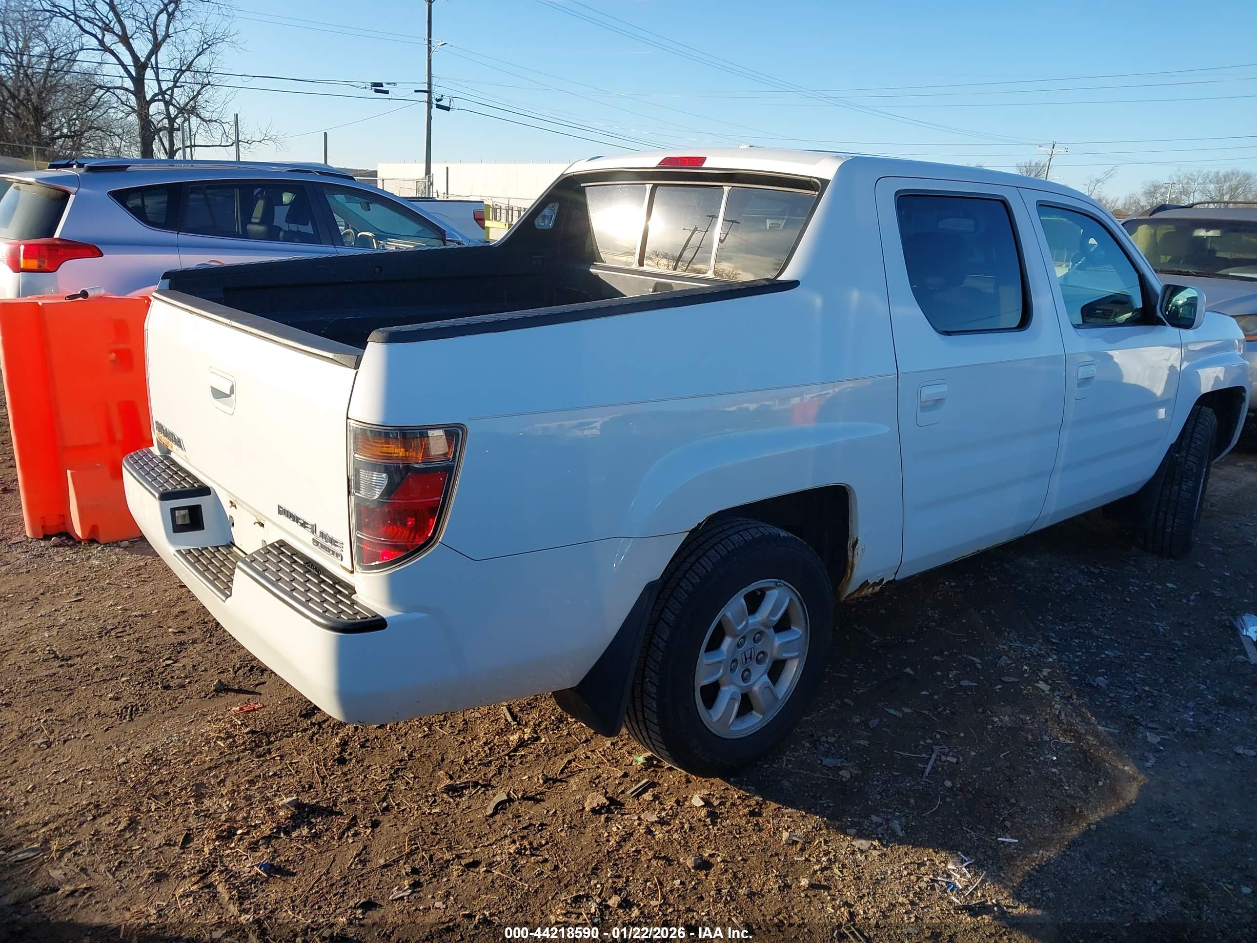 HONDA RIDGELINE image 4