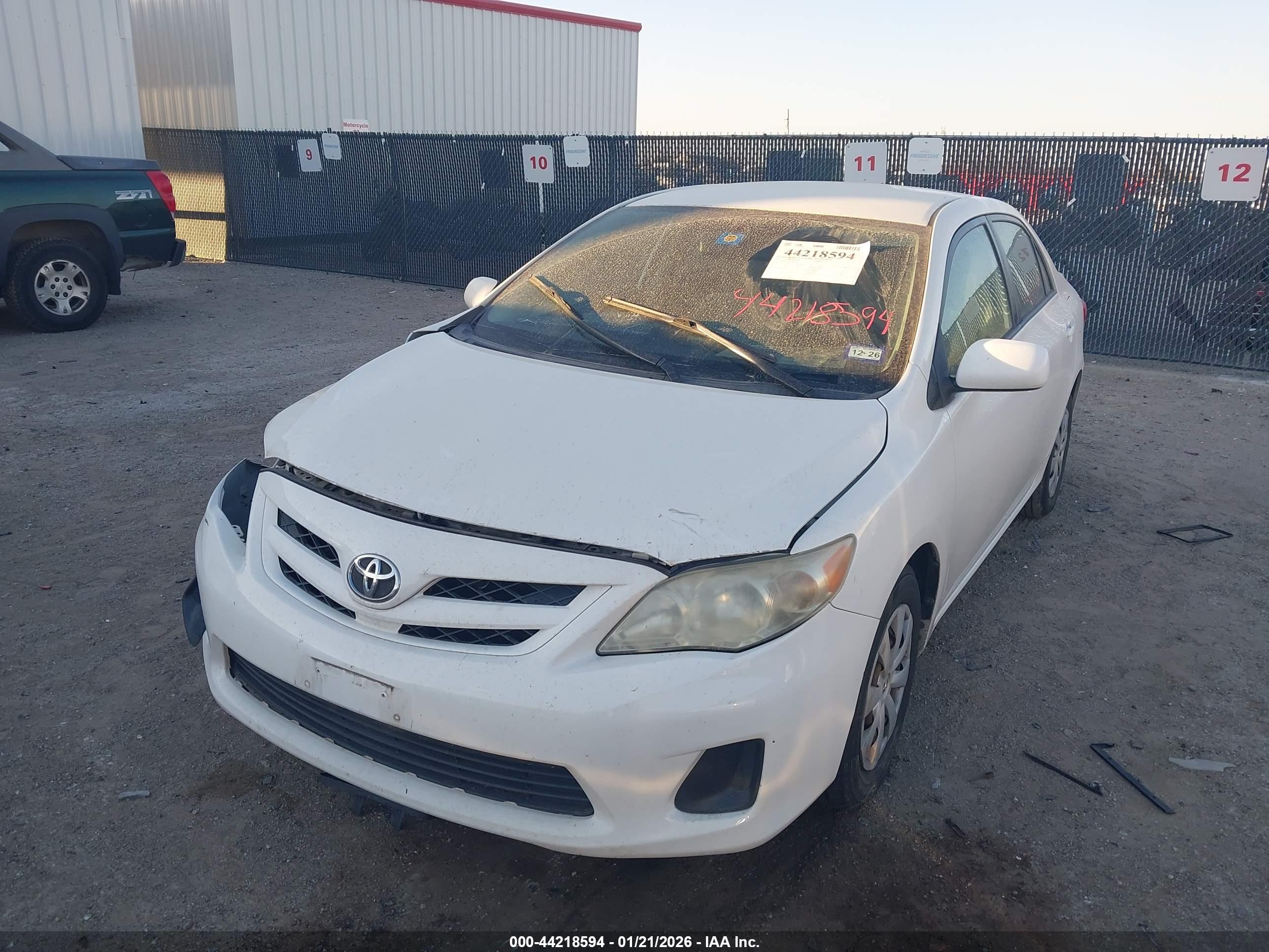 TOYOTA COROLLA image 2