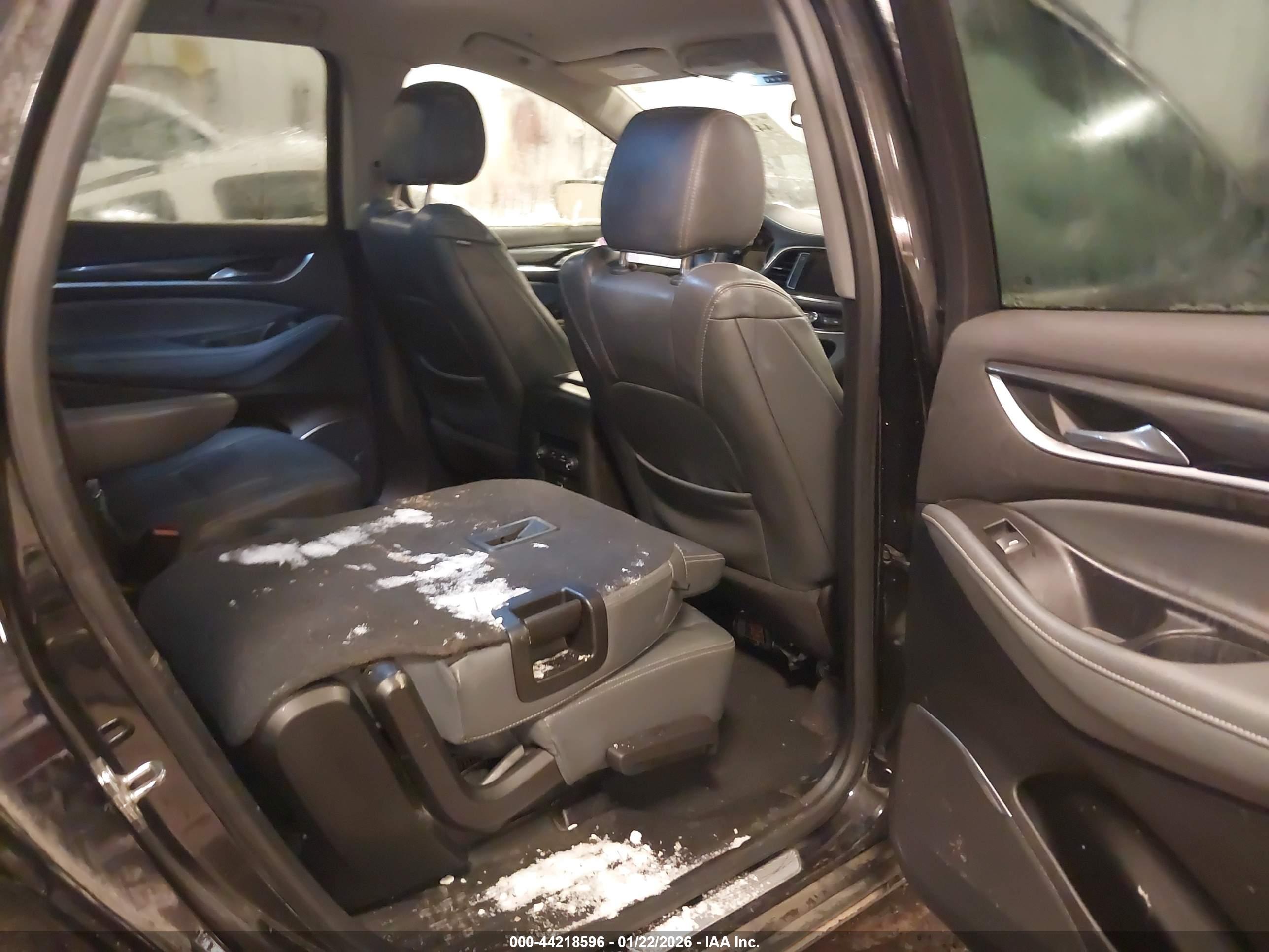 BUICK ENCLAVE image 8