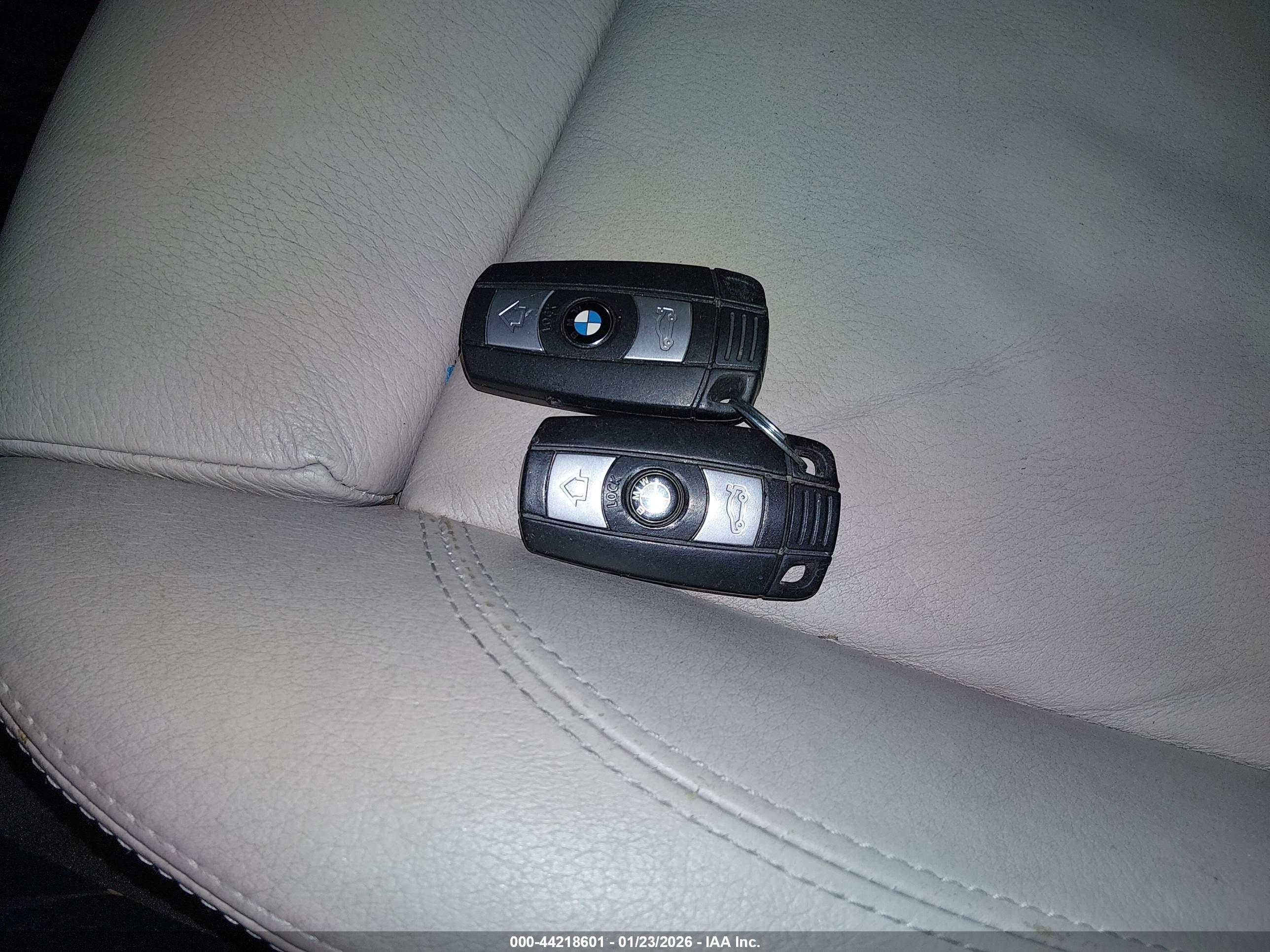 BMW 328I image 11