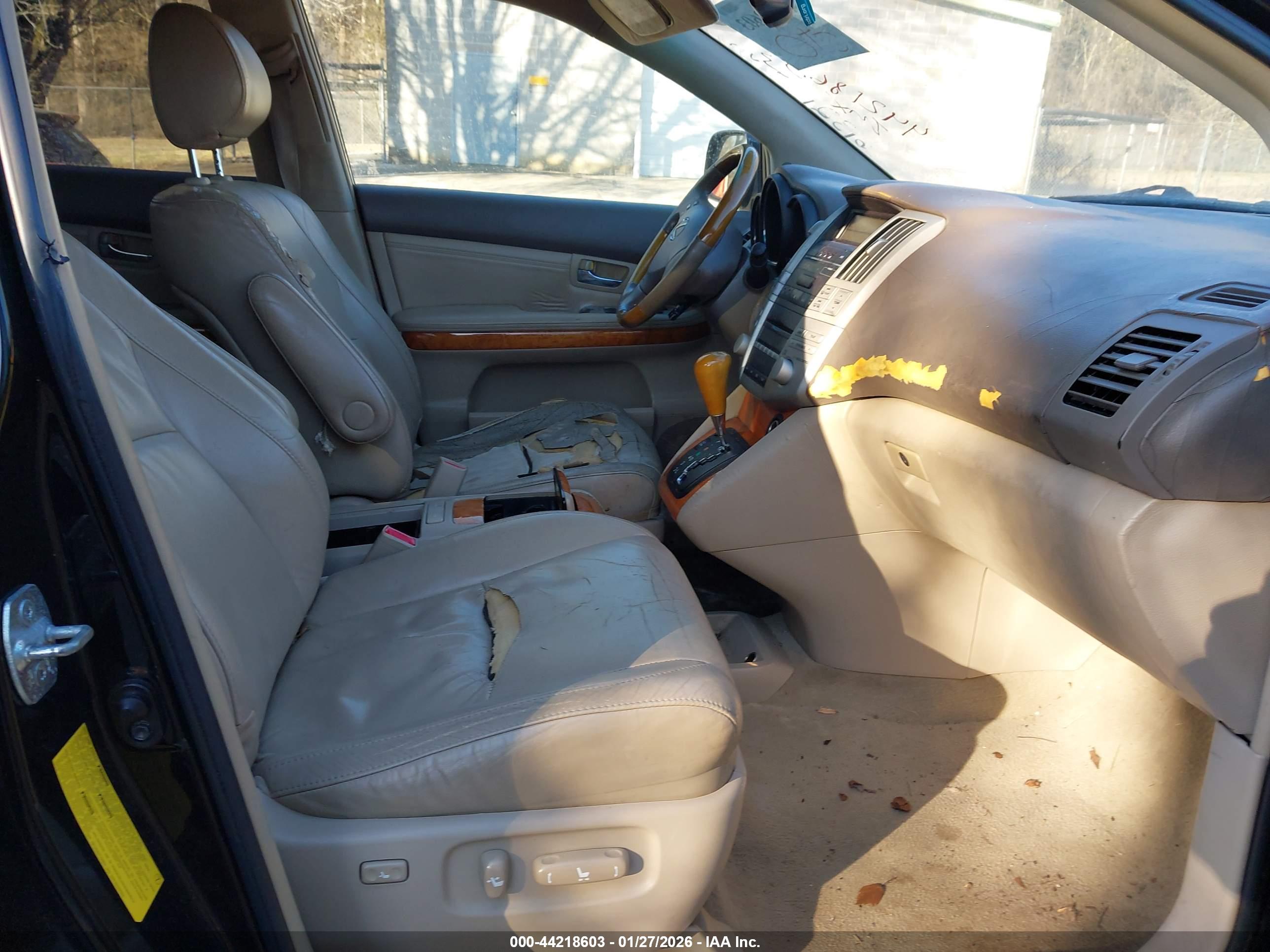 LEXUS RX image 5