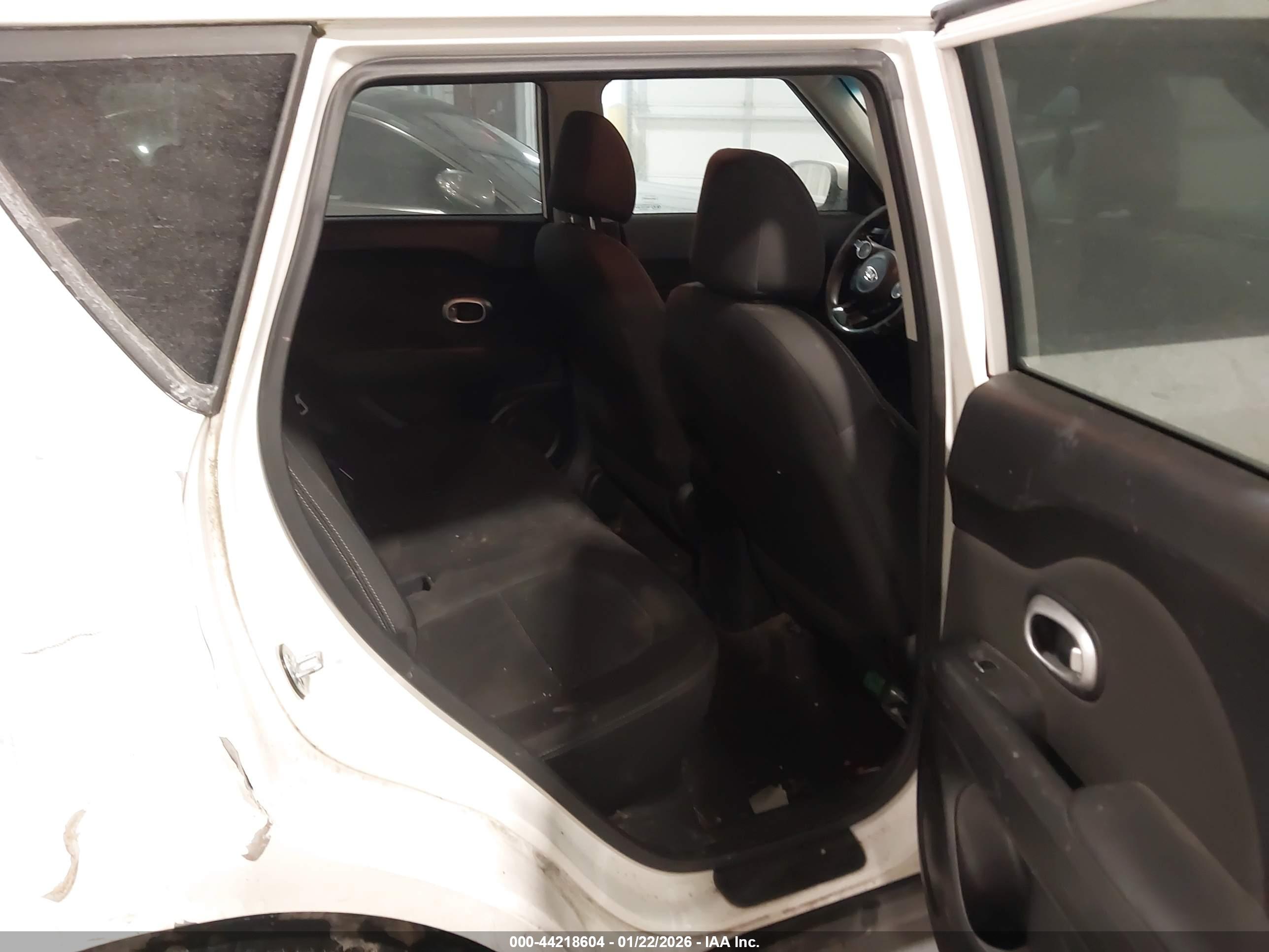 KIA SOUL image 8
