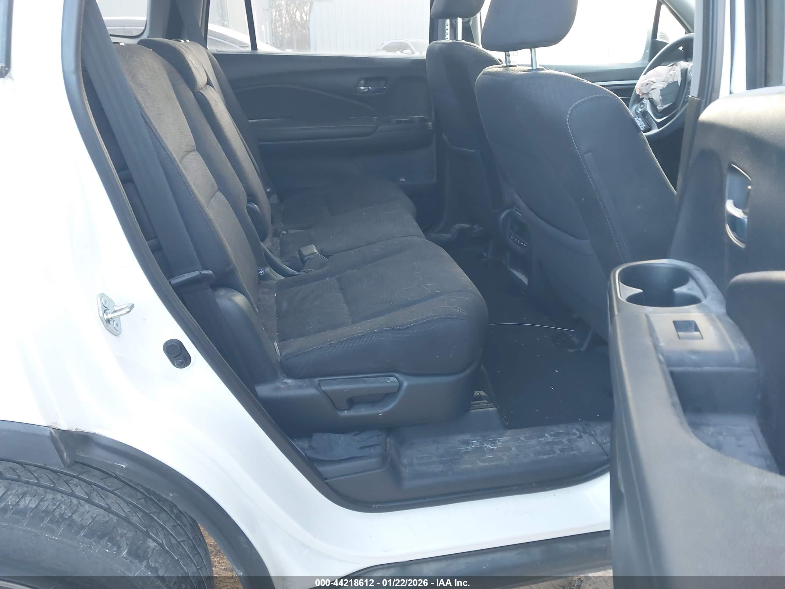 HONDA PILOT image 8