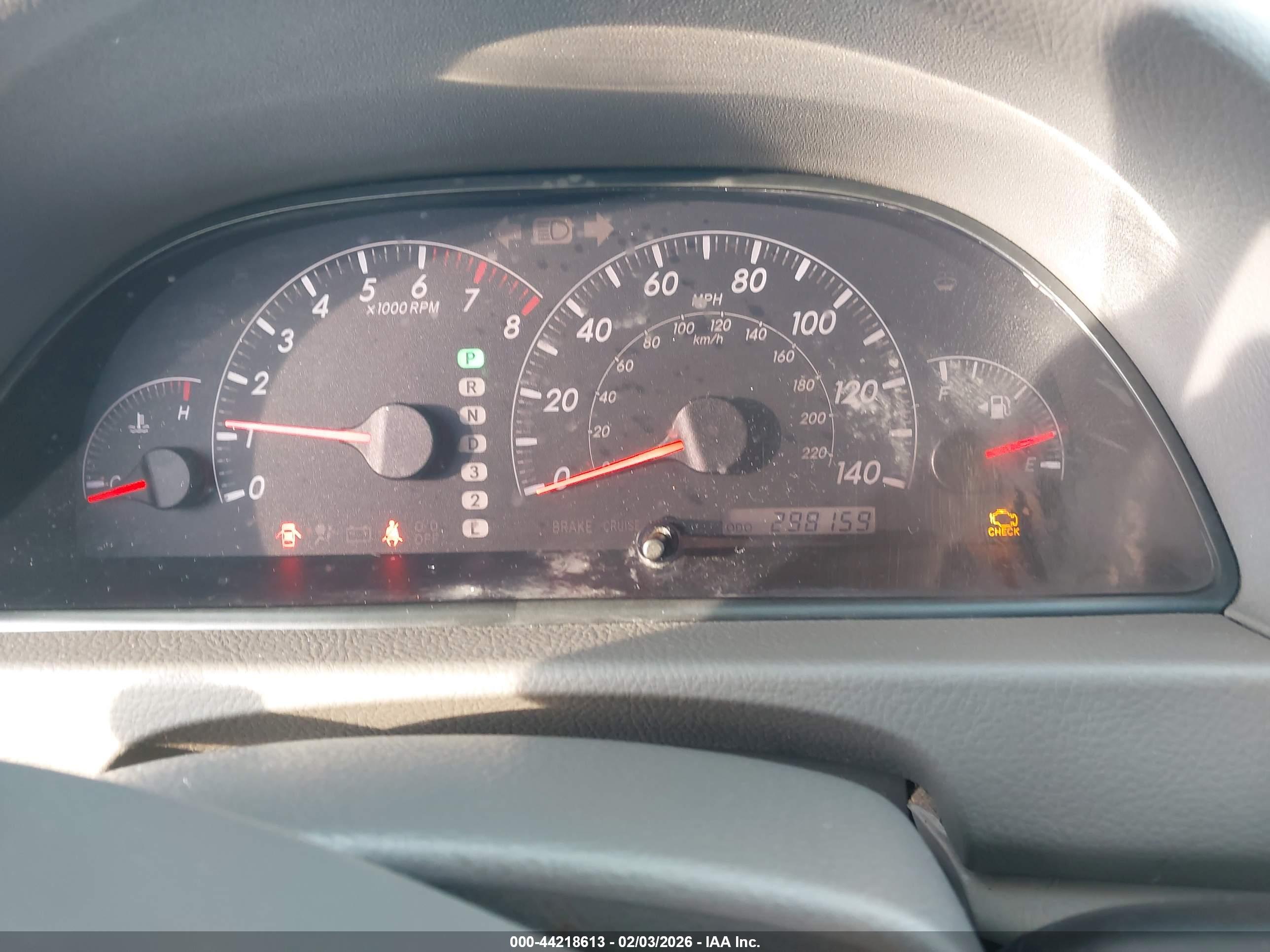TOYOTA CAMRY image 7