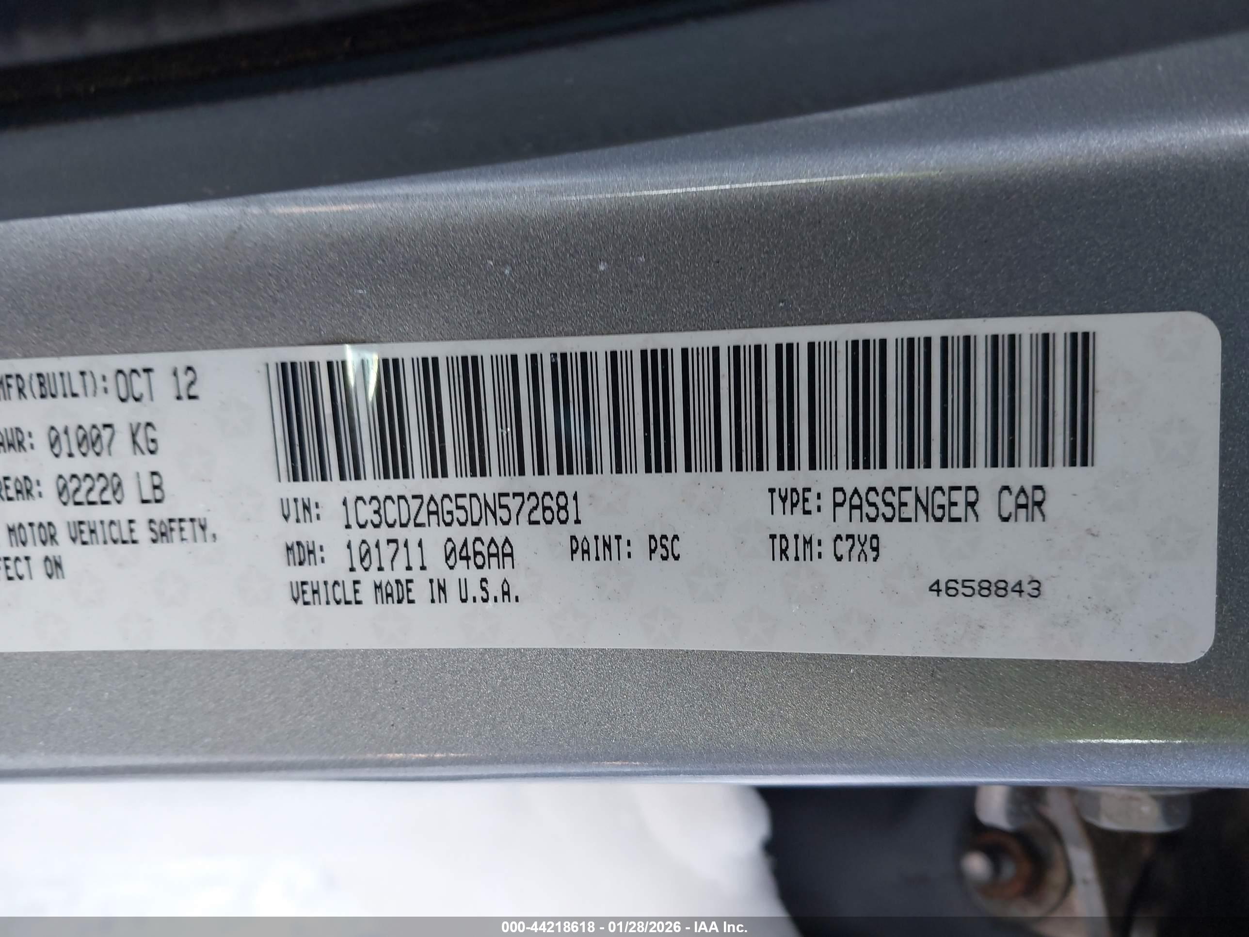 DODGE AVENGER image 9