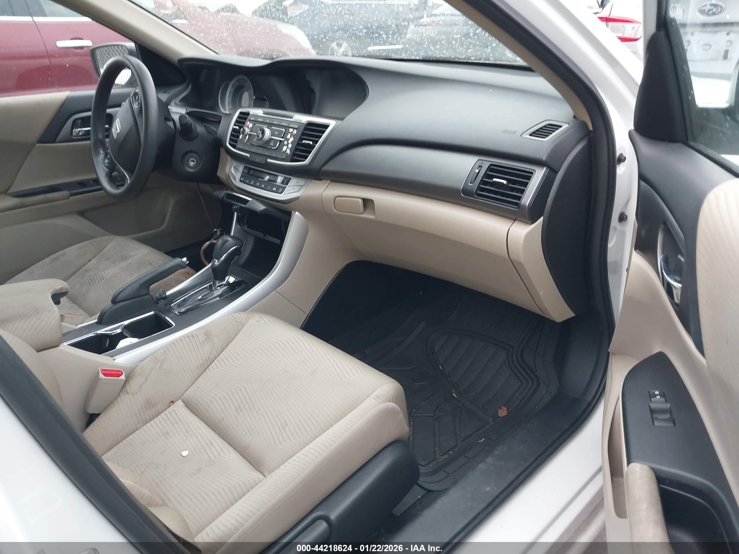 HONDA ACCORD image 5