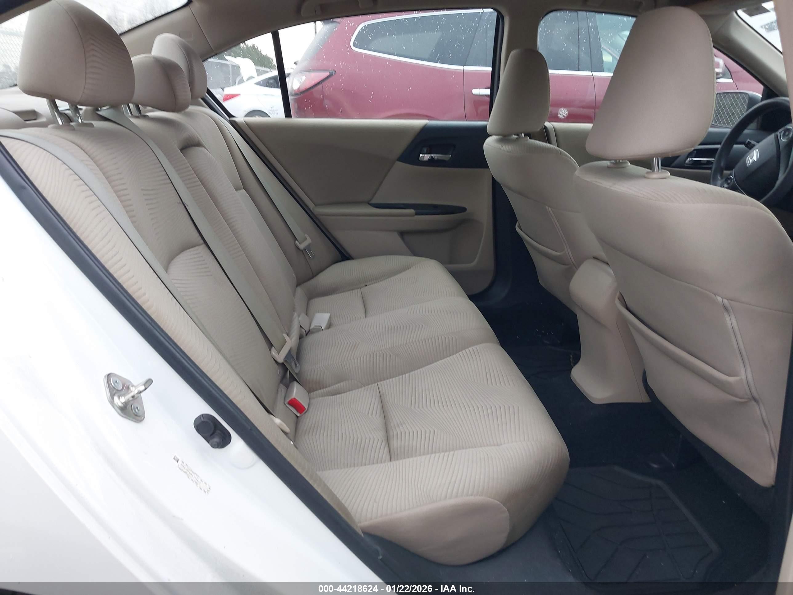 HONDA ACCORD image 8