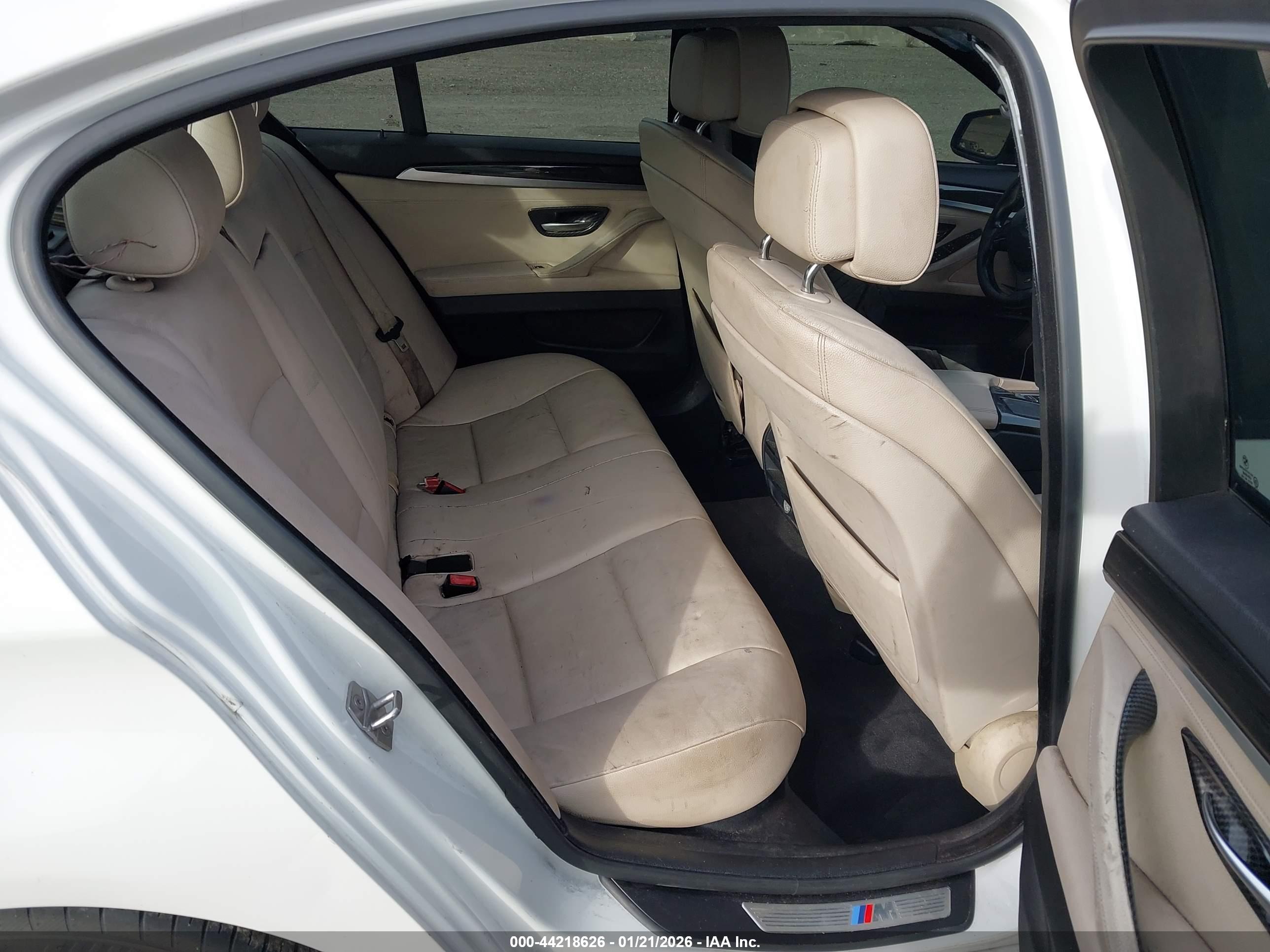 BMW 535I image 8
